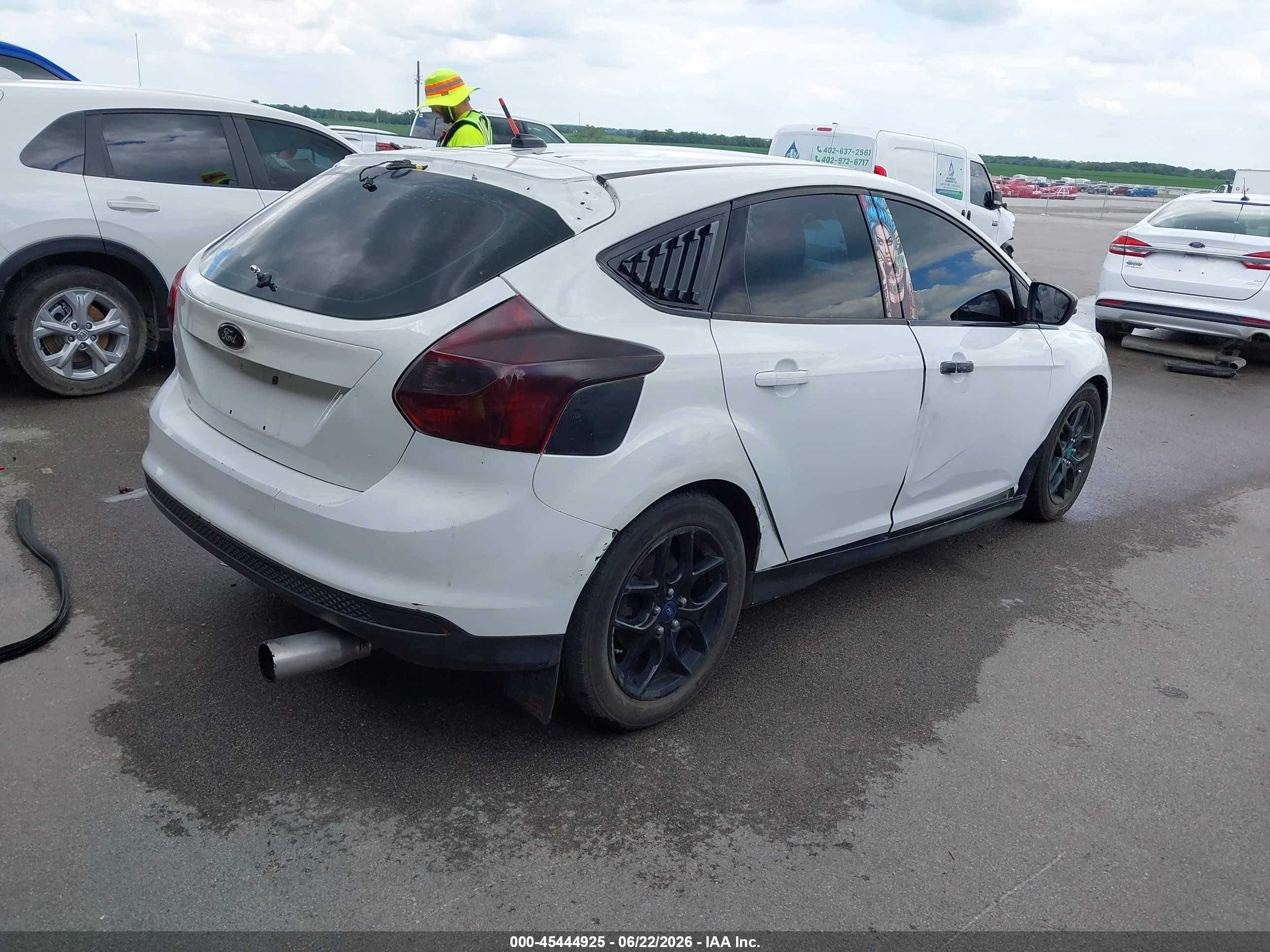 2012 Ford Focus Sel White vin: 1FAHP3M23CL477218