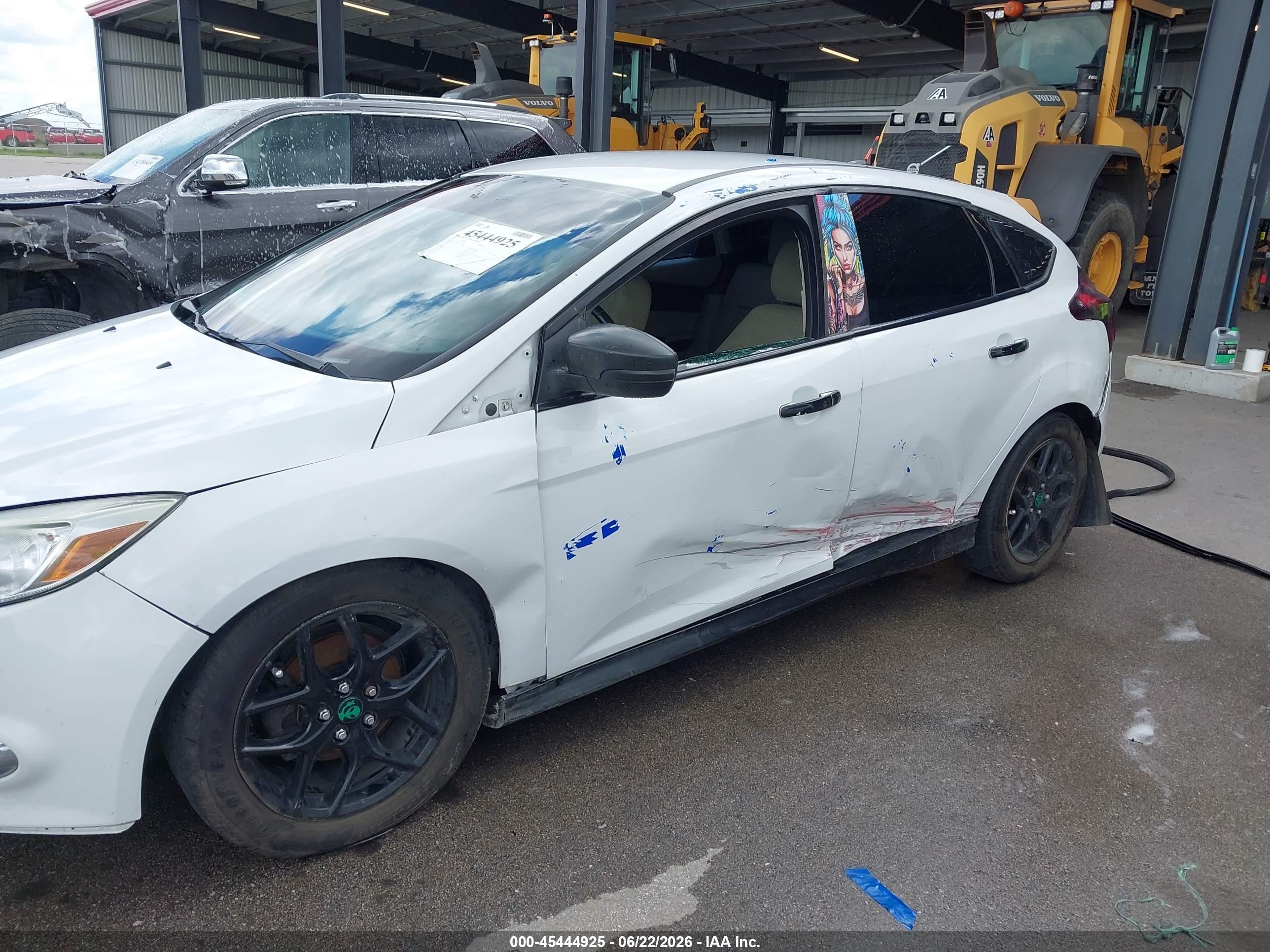 2012 Ford Focus Sel White vin: 1FAHP3M23CL477218