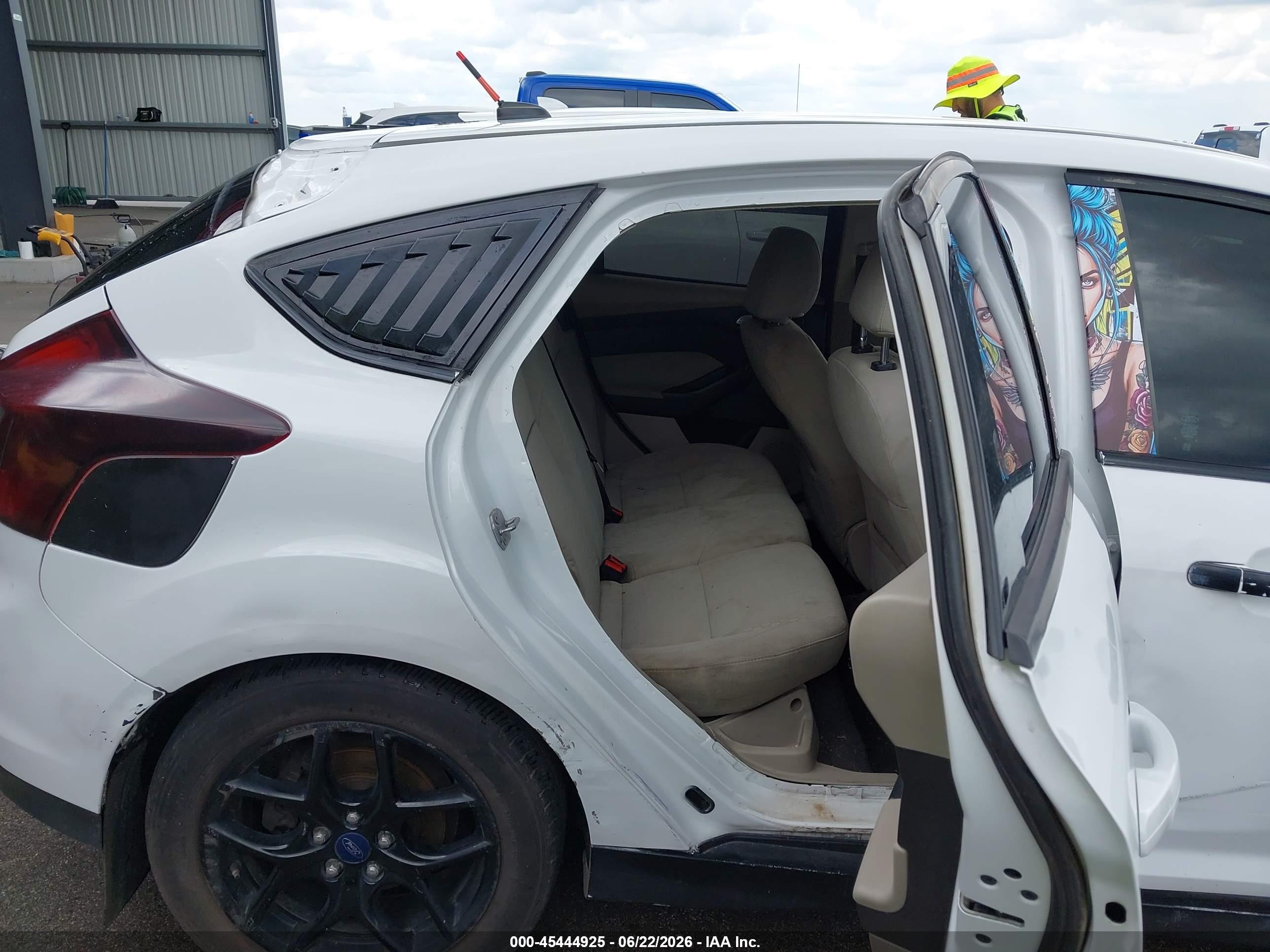 2012 Ford Focus Sel White vin: 1FAHP3M23CL477218