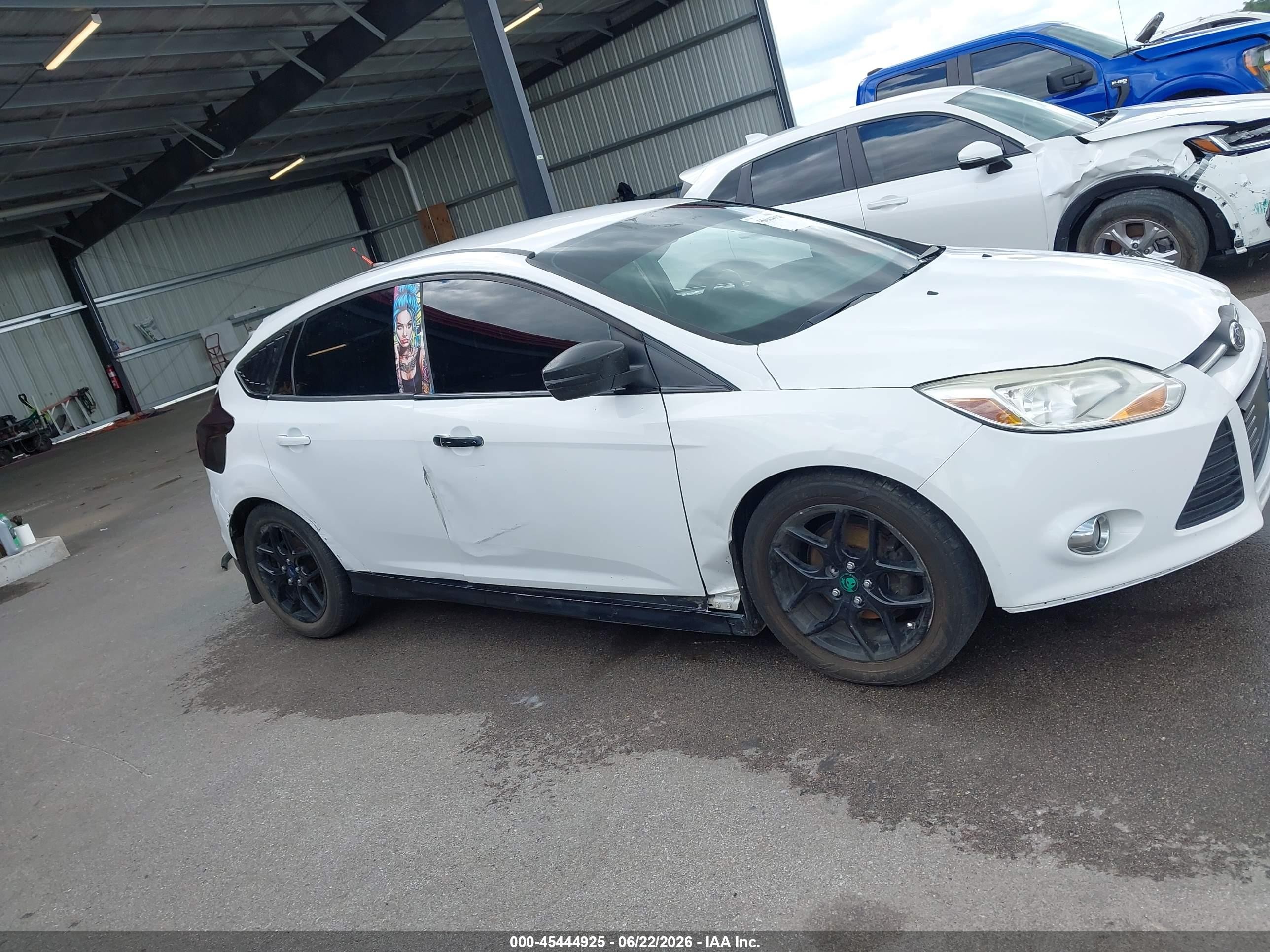2012 Ford Focus Sel White vin: 1FAHP3M23CL477218