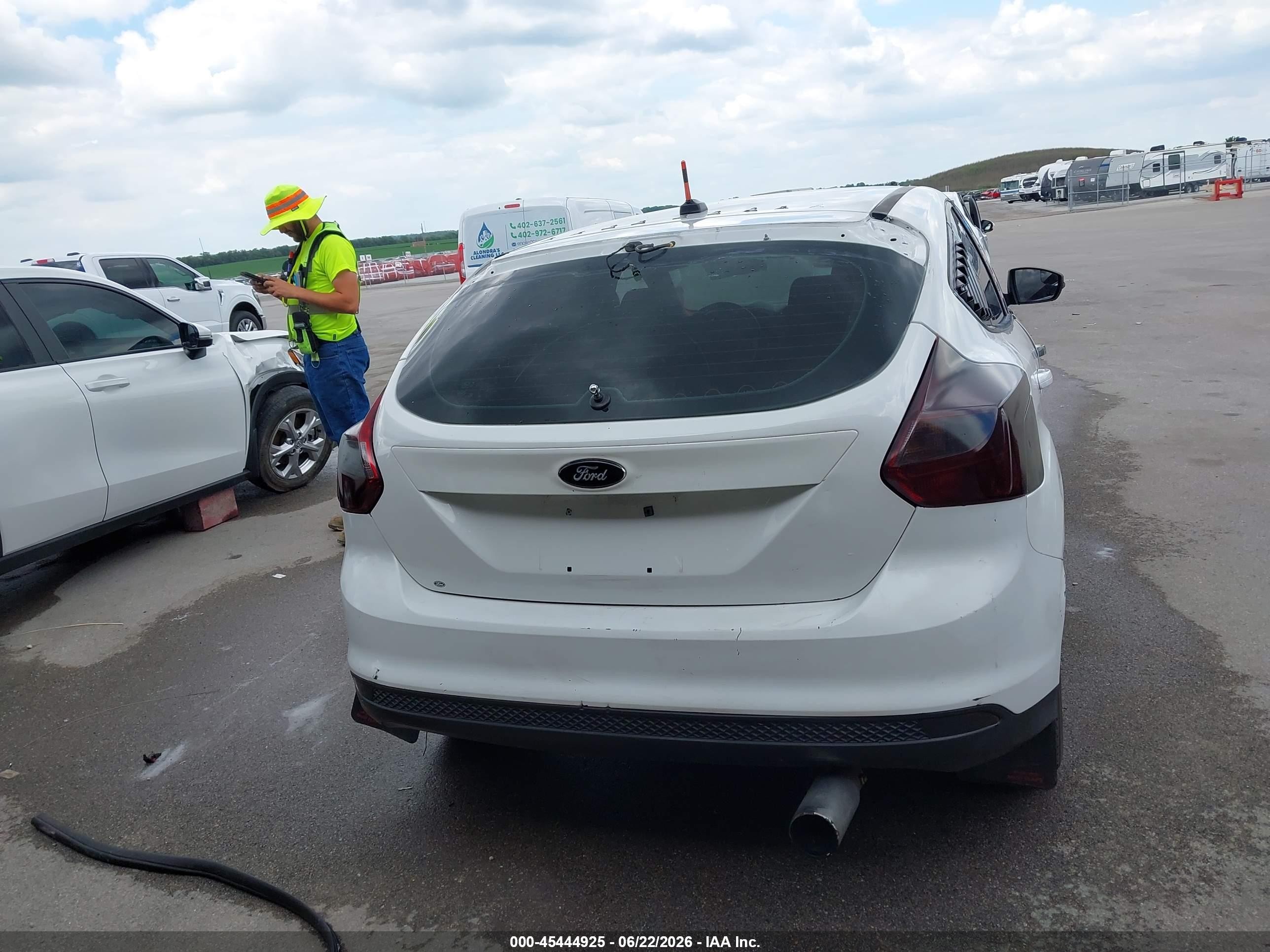 2012 Ford Focus Sel White vin: 1FAHP3M23CL477218