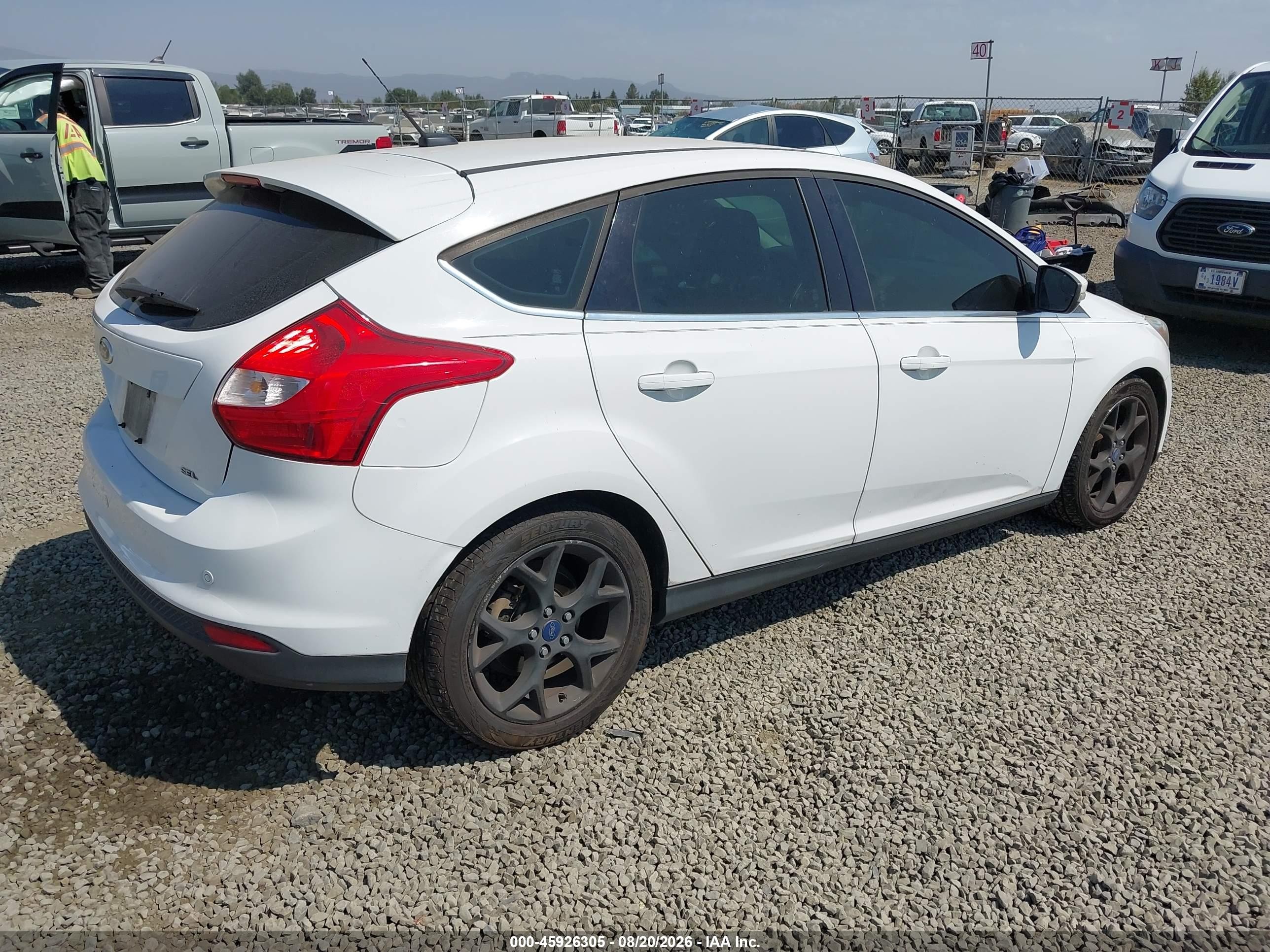 2012 Ford Focus Sel White vin: 1FAHP3M24CL258297