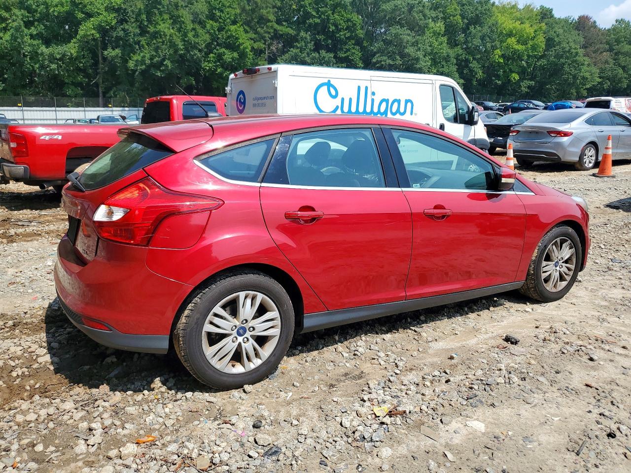 2012 Ford Focus Sel Red vin: 1FAHP3M24CL302380