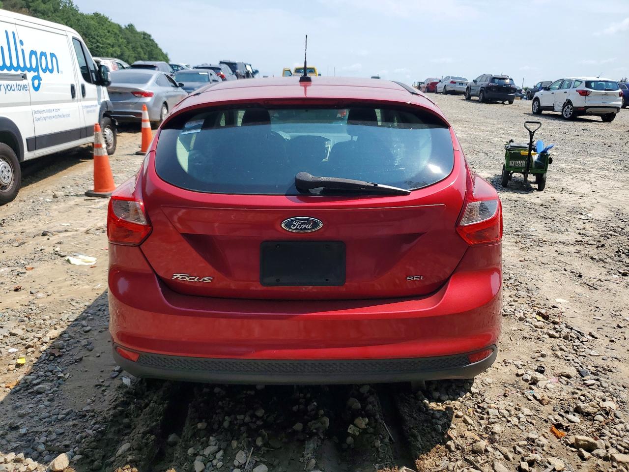 2012 Ford Focus Sel Red vin: 1FAHP3M24CL302380