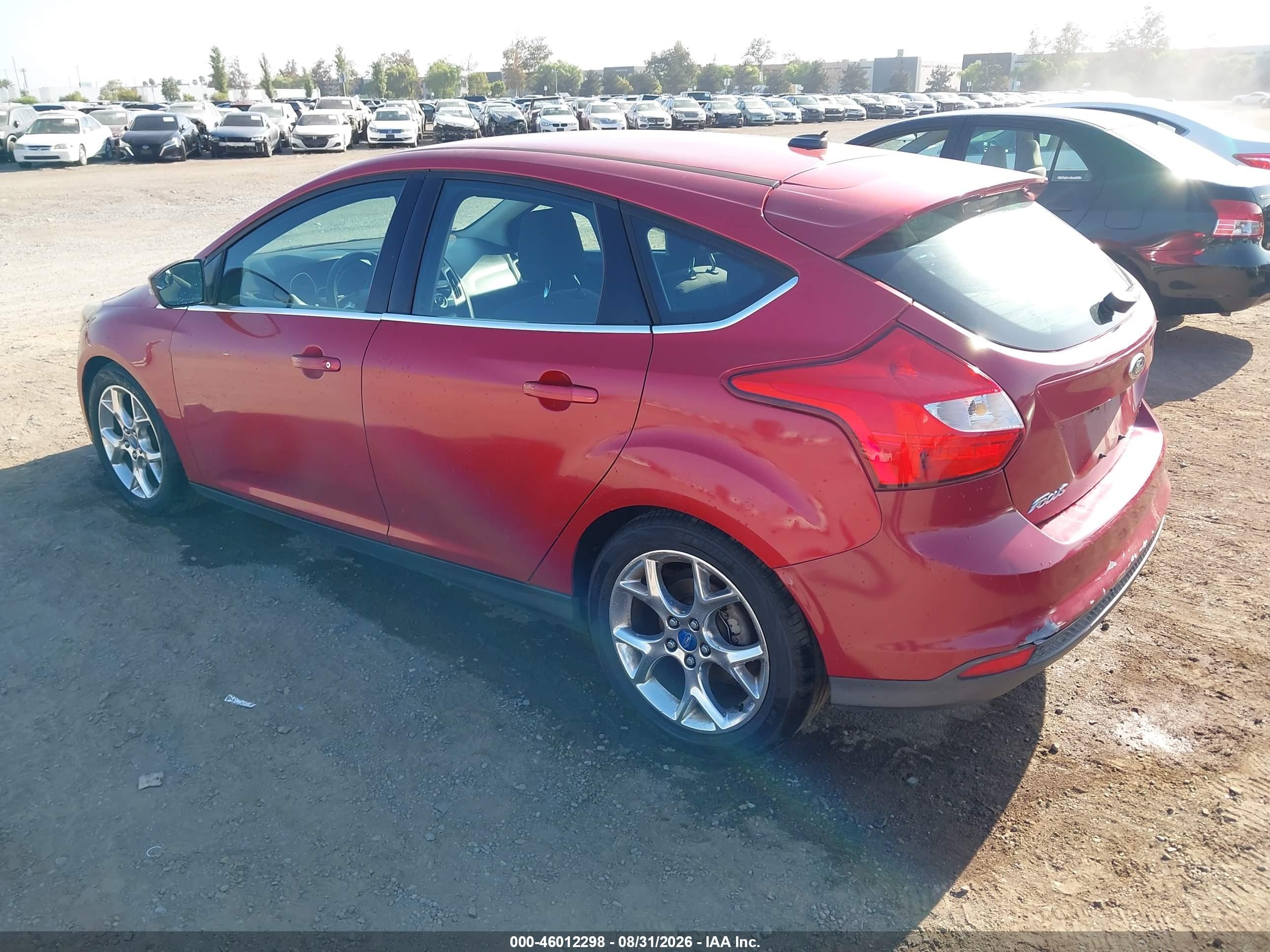 2012 Ford Focus Sel Red vin: 1FAHP3M25CL105105