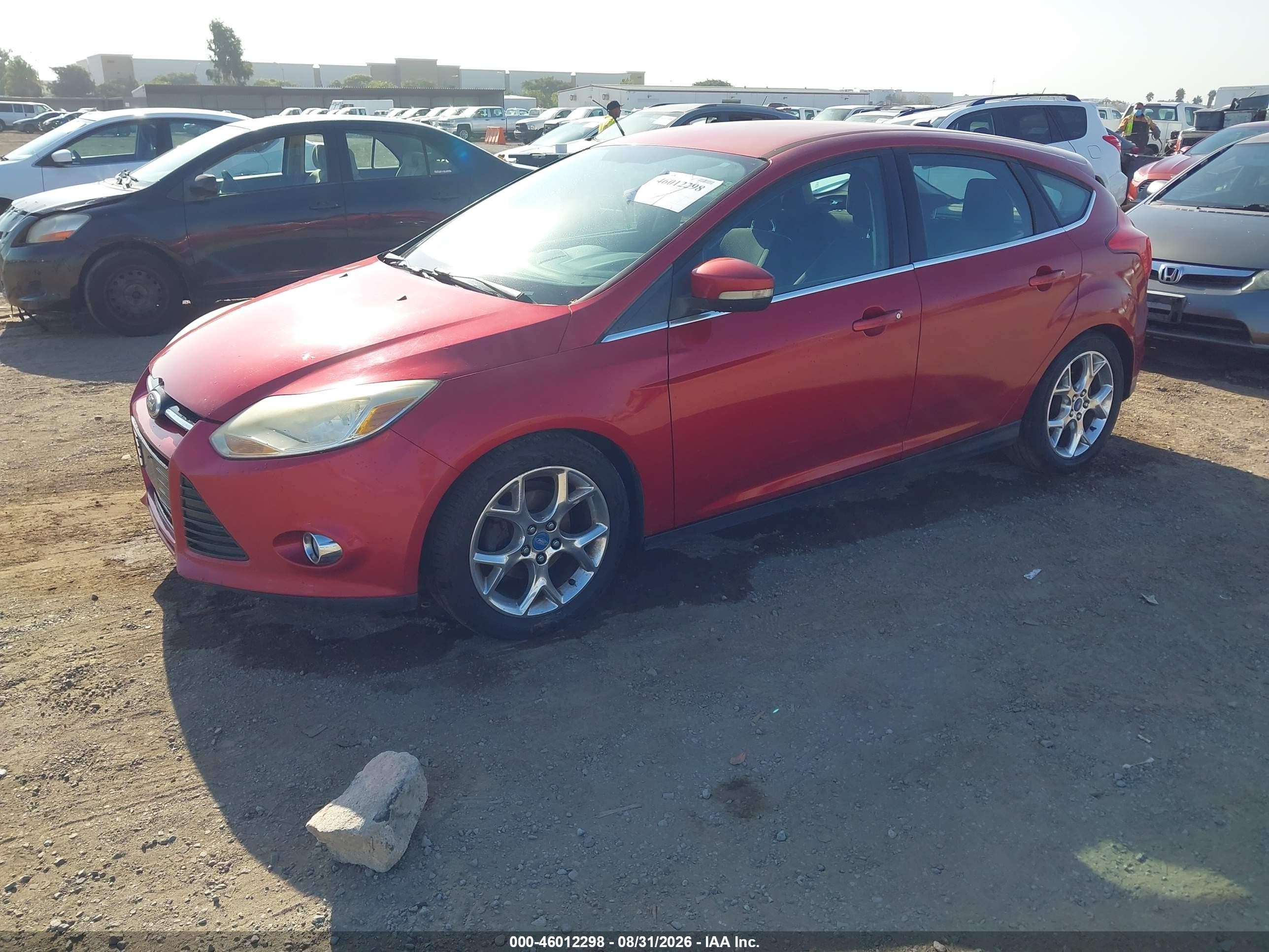 2012 Ford Focus Sel Red vin: 1FAHP3M25CL105105
