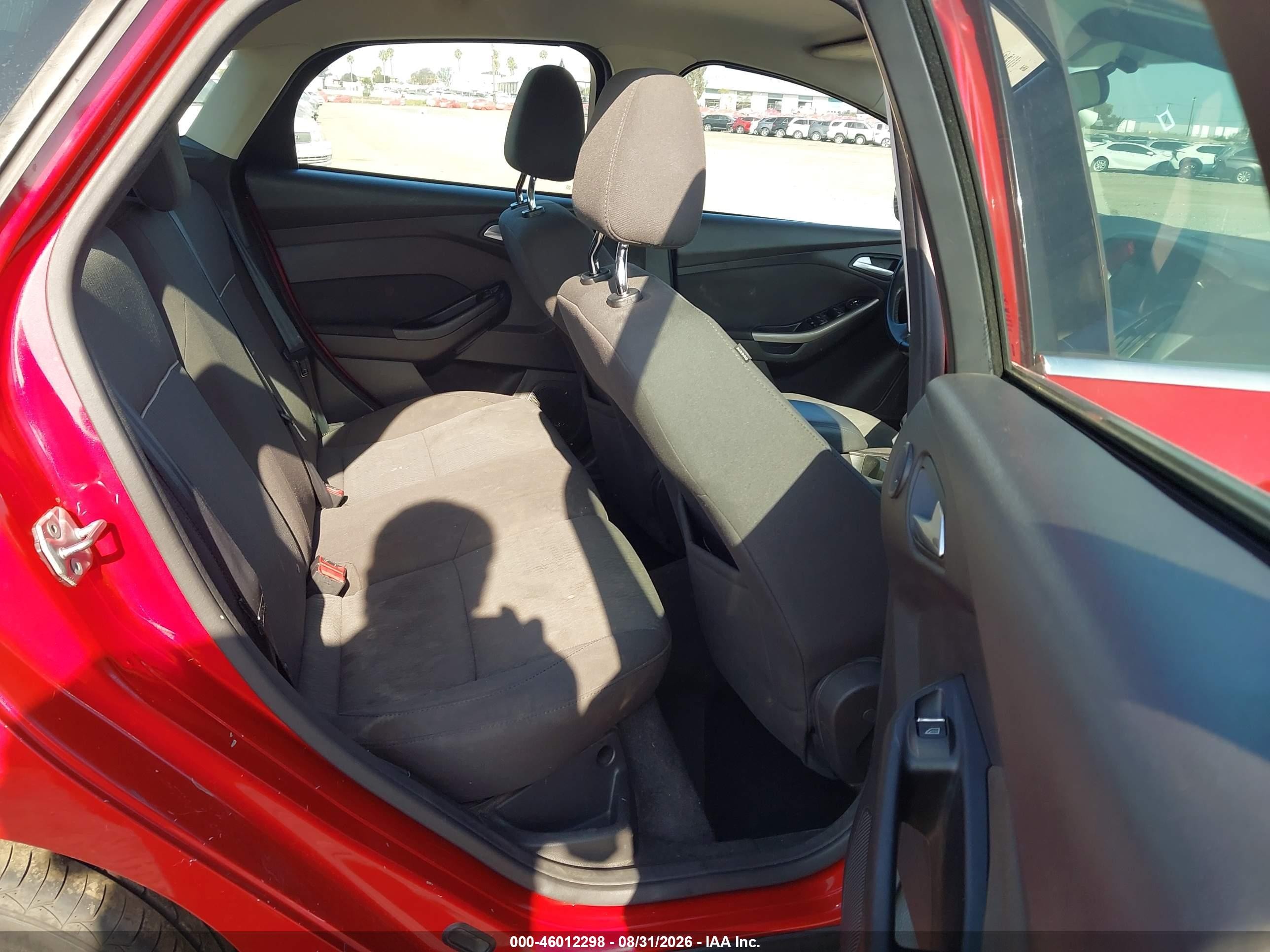 2012 Ford Focus Sel Red vin: 1FAHP3M25CL105105