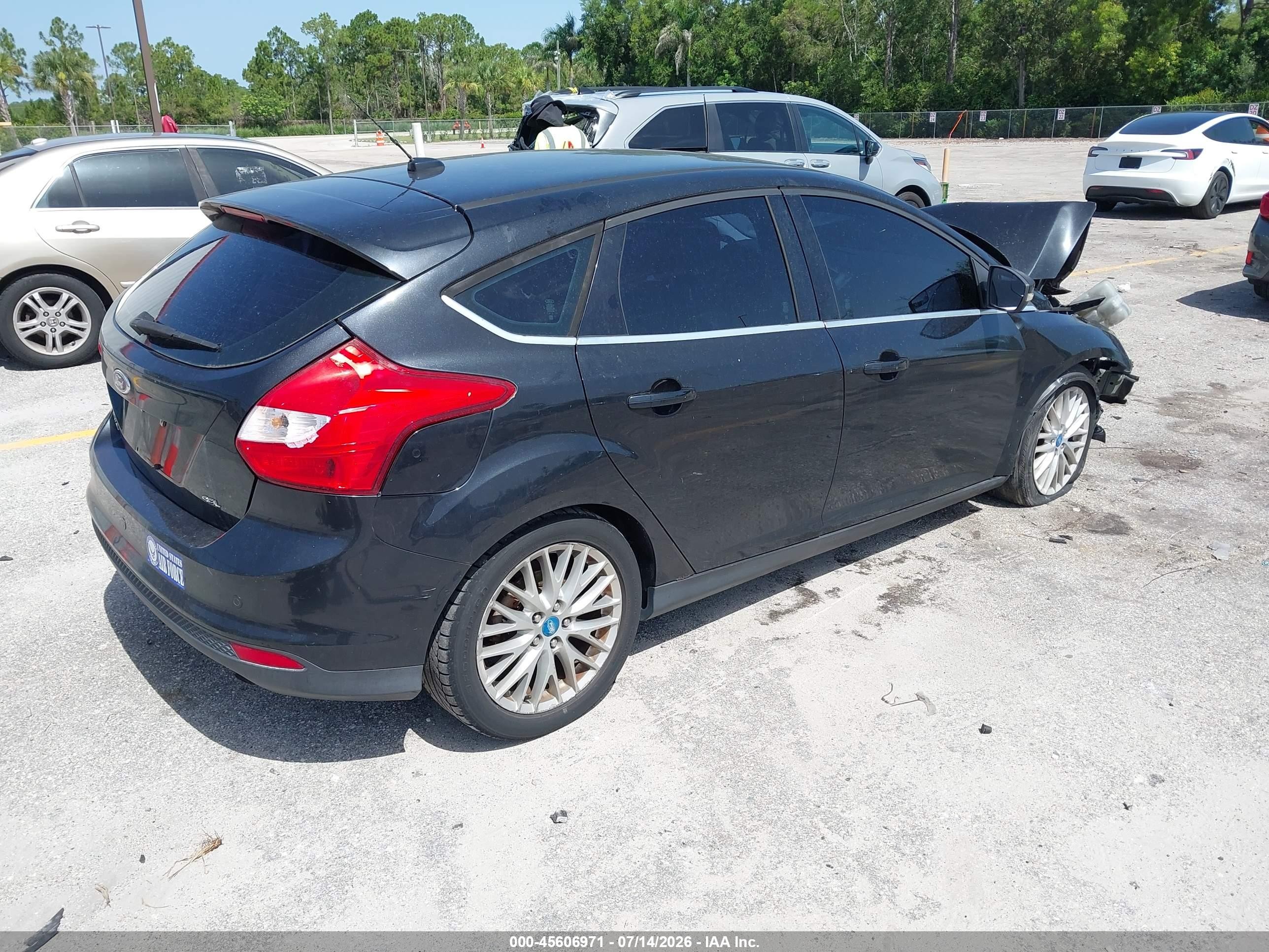 2012 Ford Focus Sel Black vin: 1FAHP3M25CL124656