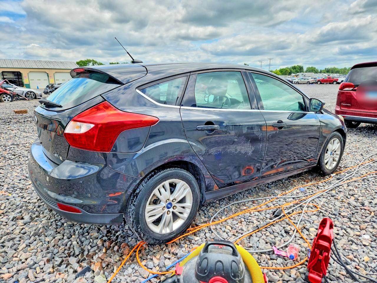 2012 Ford Focus Sel Black vin: 1FAHP3M25CL168351