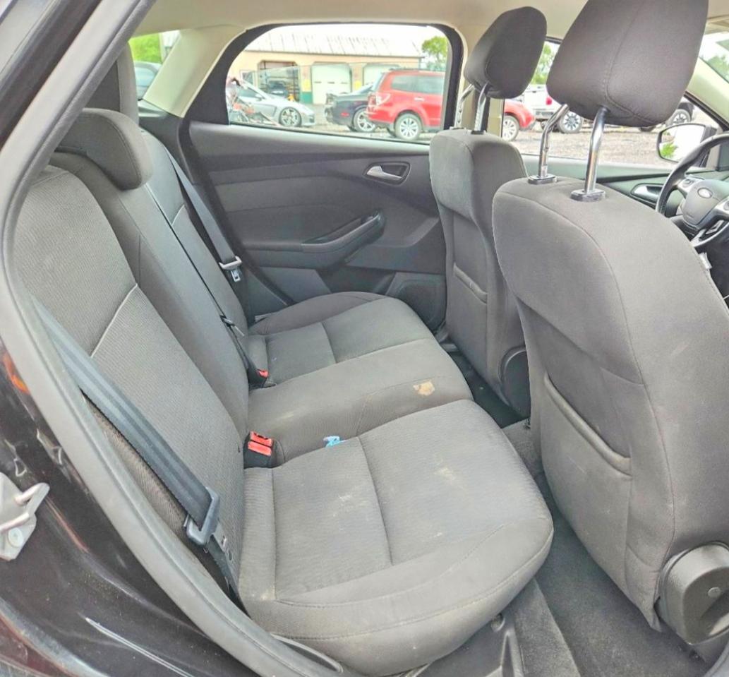 2012 Ford Focus Sel Black vin: 1FAHP3M25CL168351