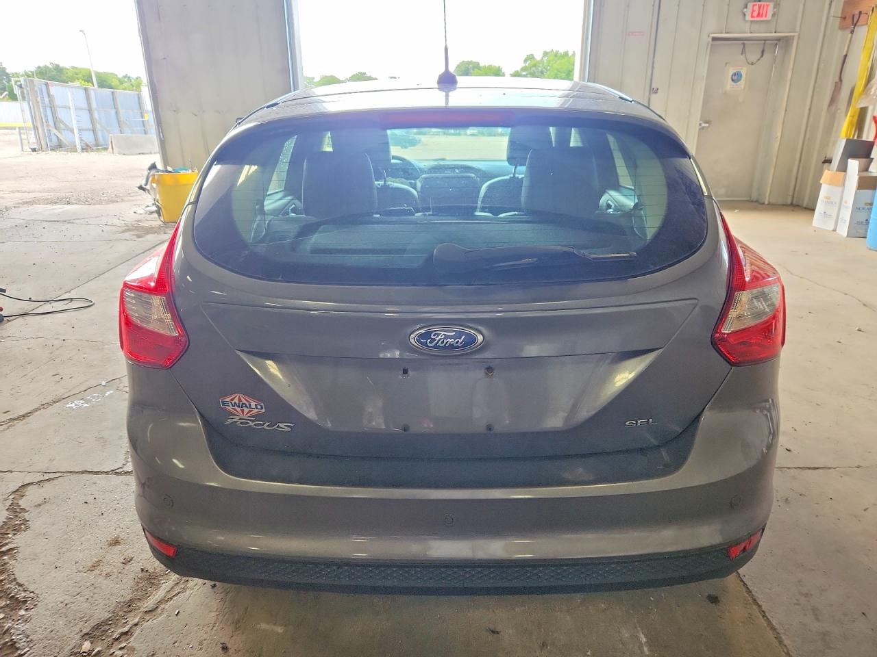2012 Ford Focus Gray vin: 1FAHP3M25CL189944