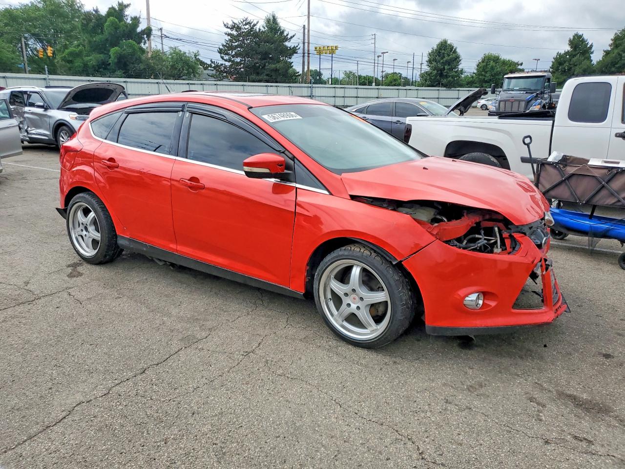 2012 Ford Focus Sel Red vin: 1FAHP3M25CL273567