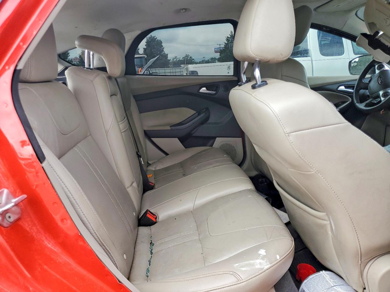 2012 Ford Focus Sel Red vin: 1FAHP3M25CL273567