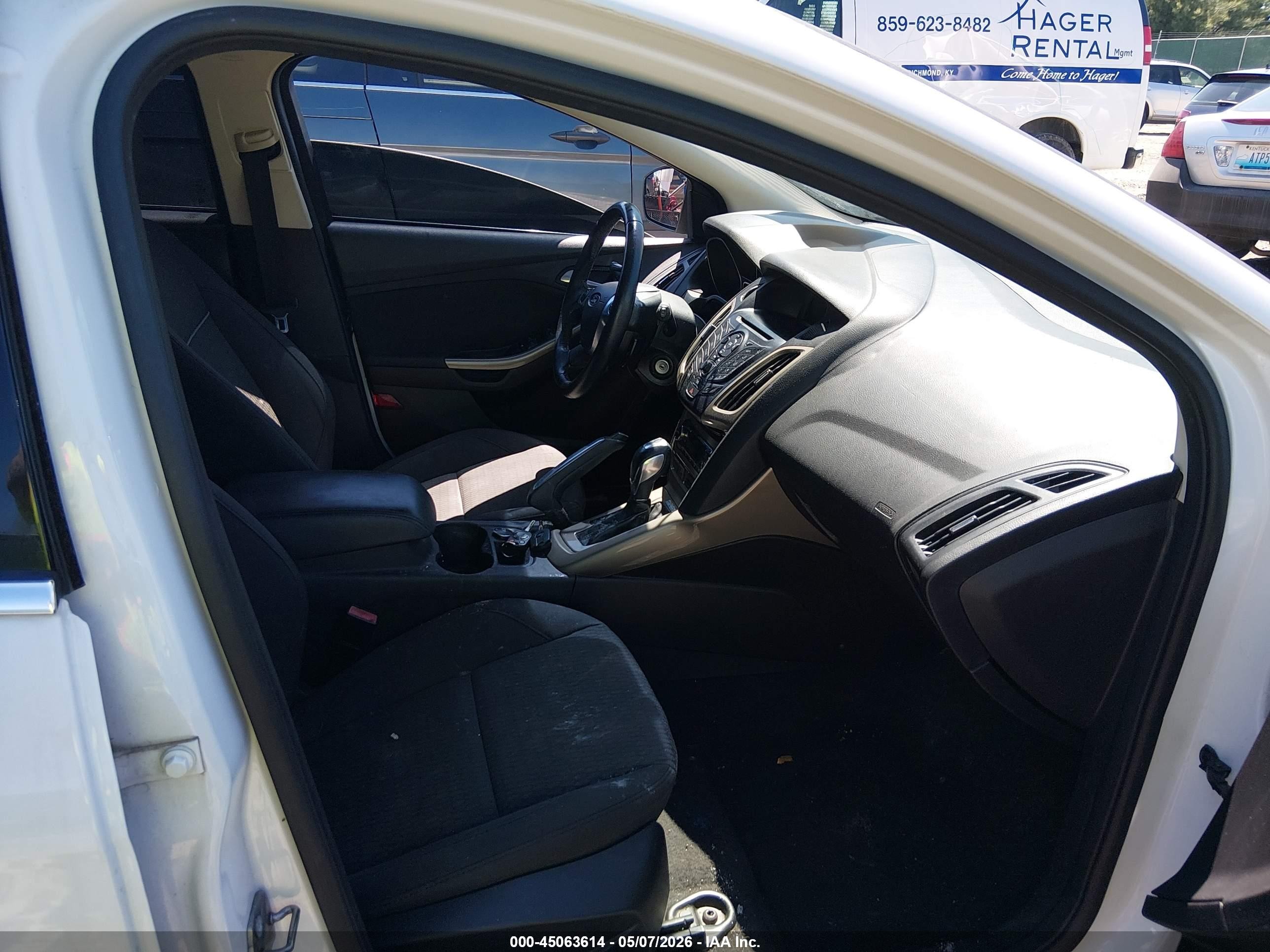 2012 Ford Focus Sel White vin: 1FAHP3M25CL348462