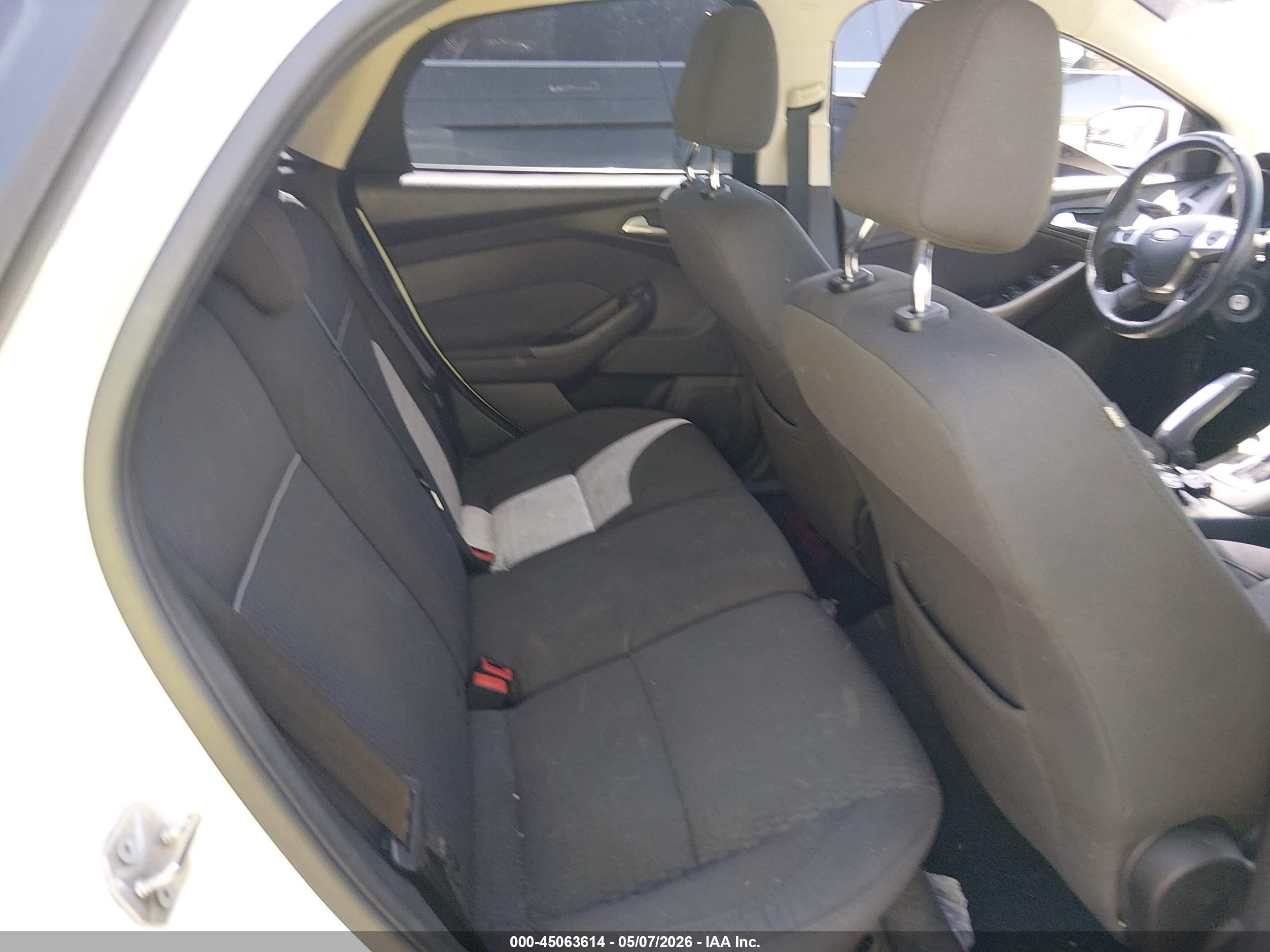 2012 Ford Focus Sel White vin: 1FAHP3M25CL348462