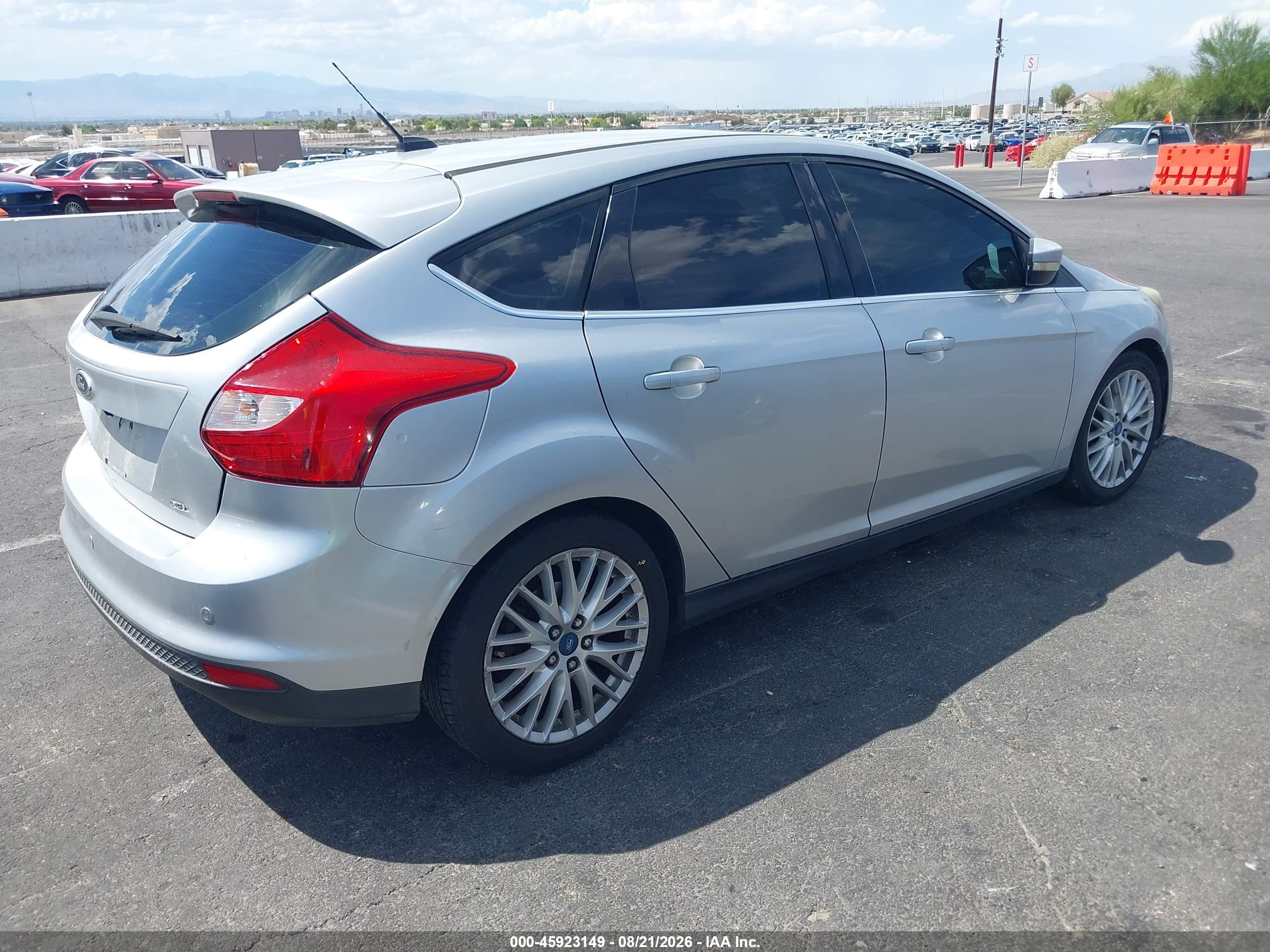 2012 Ford Focus Sel Silver vin: 1FAHP3M26CL210865