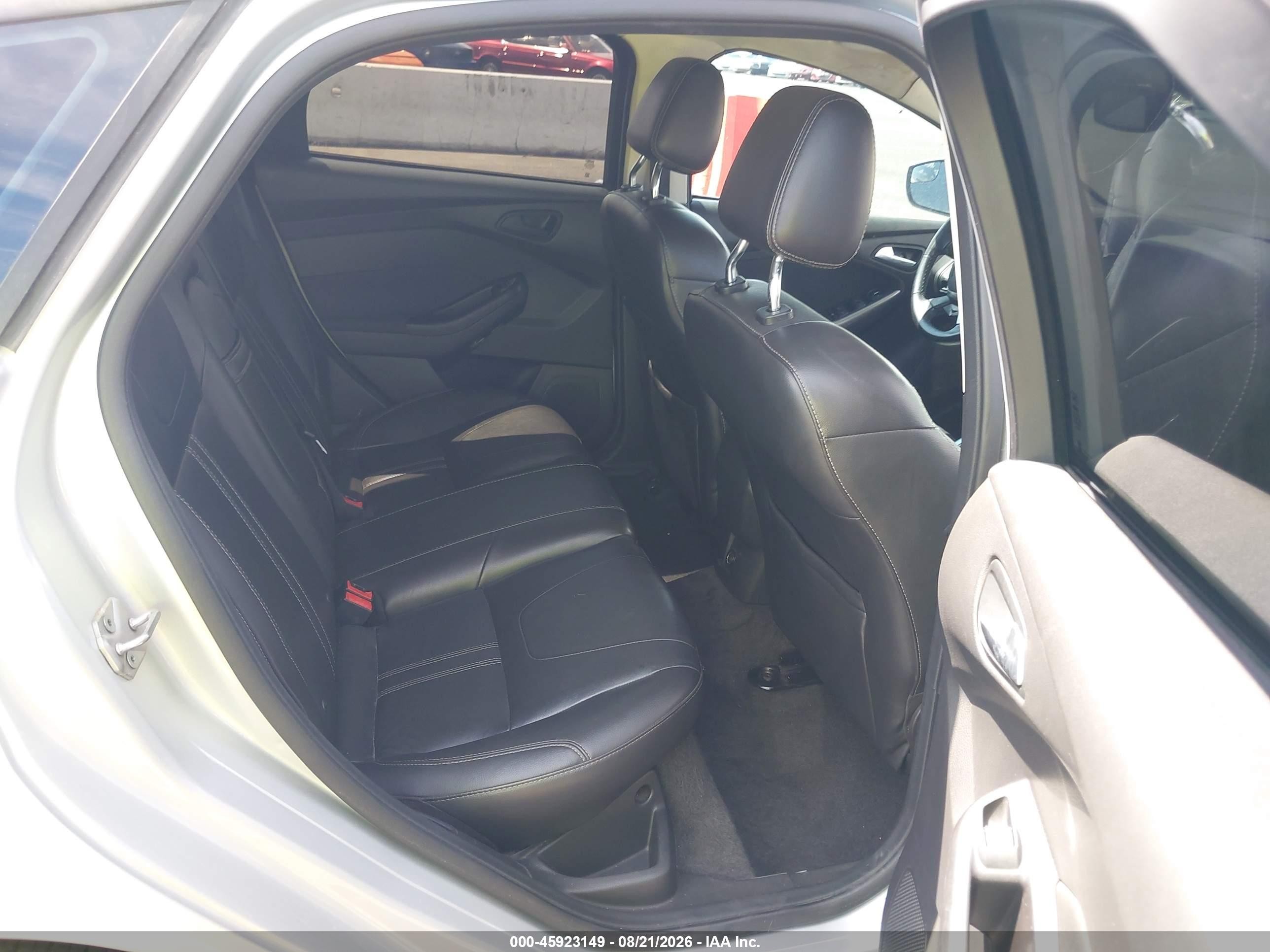 2012 Ford Focus Sel Silver vin: 1FAHP3M26CL210865