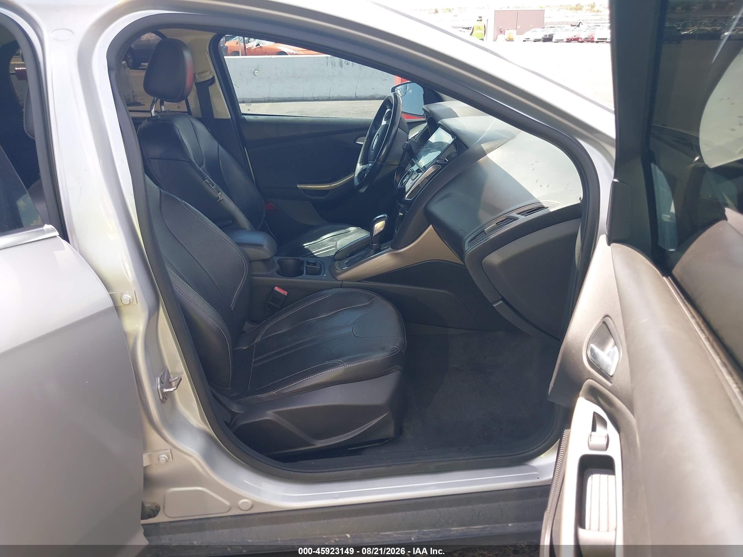 2012 Ford Focus Sel Silver vin: 1FAHP3M26CL210865