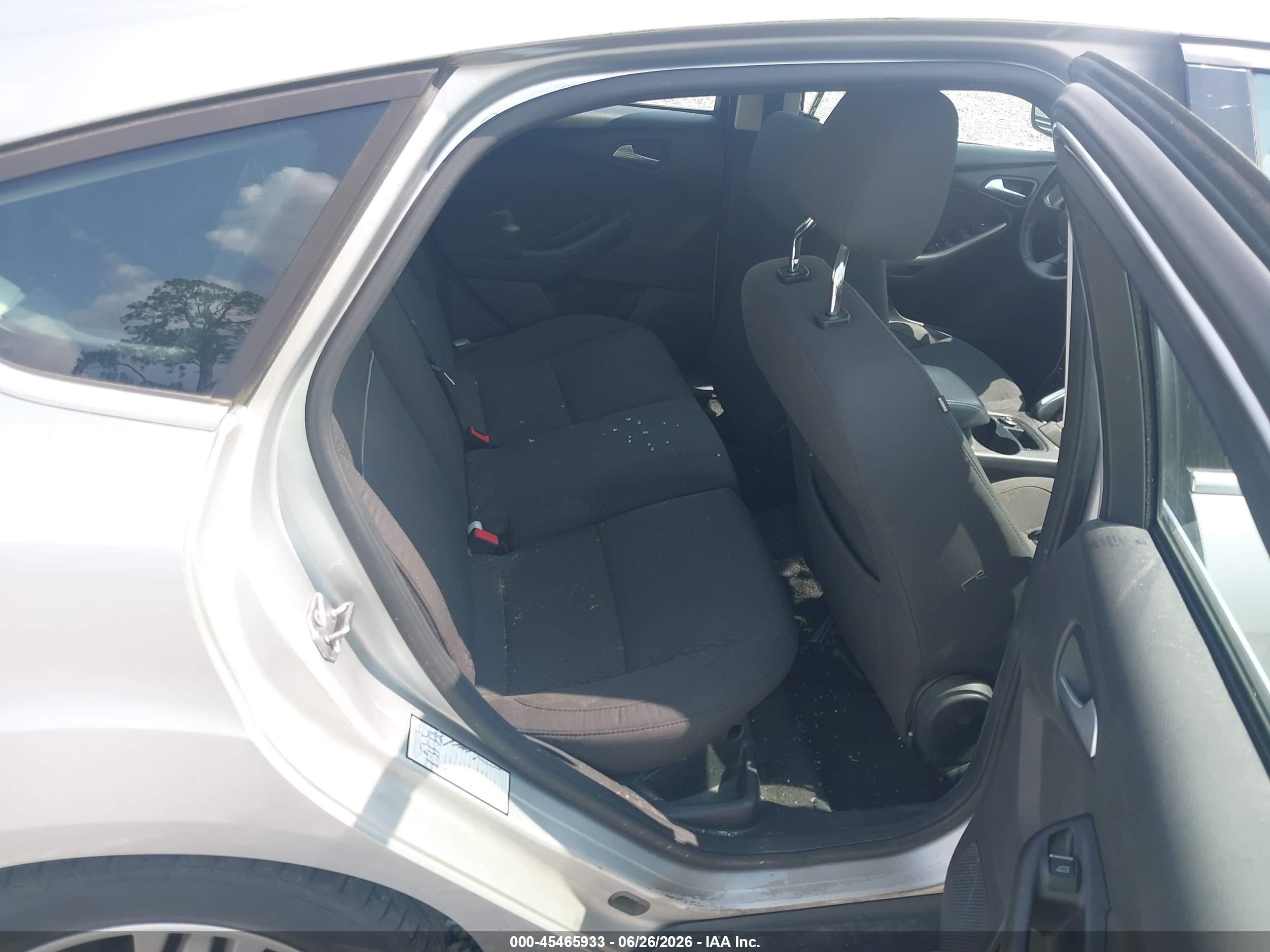 2012 Ford Focus Sel Silver vin: 1FAHP3M26CL317110
