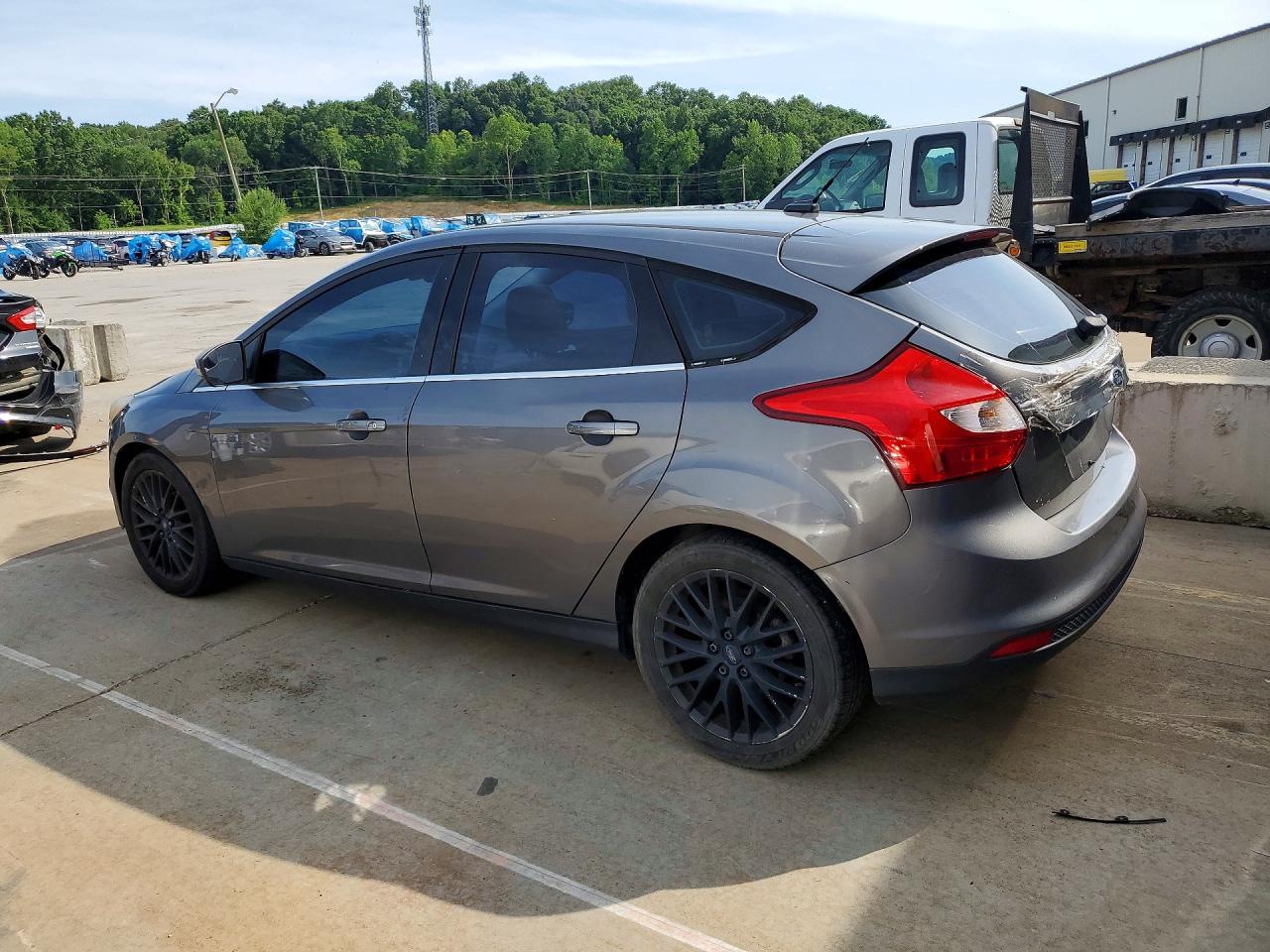 2012 Ford Focus Sel Gray vin: 1FAHP3M26CL339060