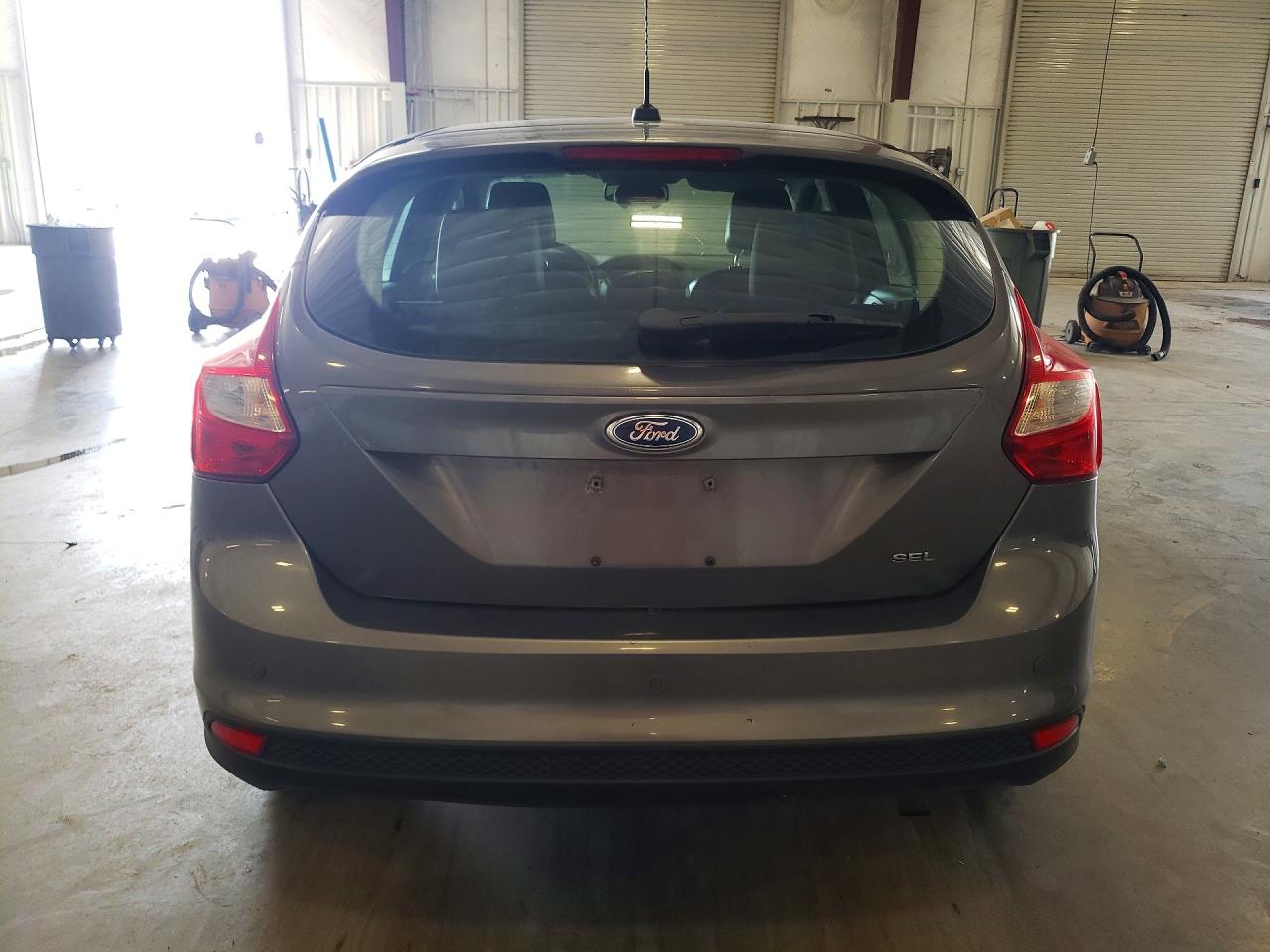 2012 Ford Focus Sel Gray vin: 1FAHP3M26CL358403