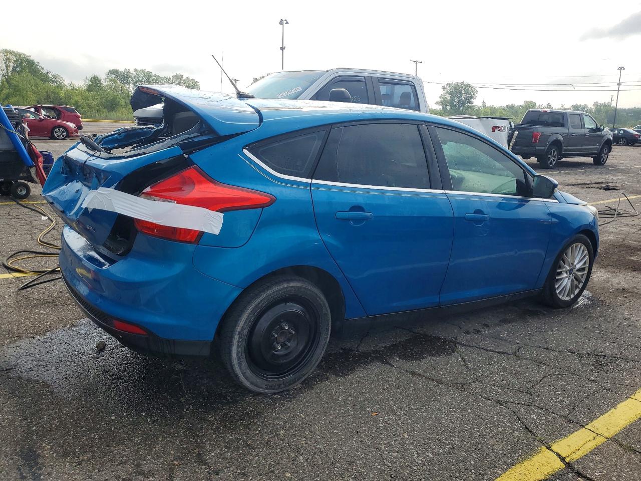 2012 Ford Focus Sel Blue vin: 1FAHP3M27CL256608