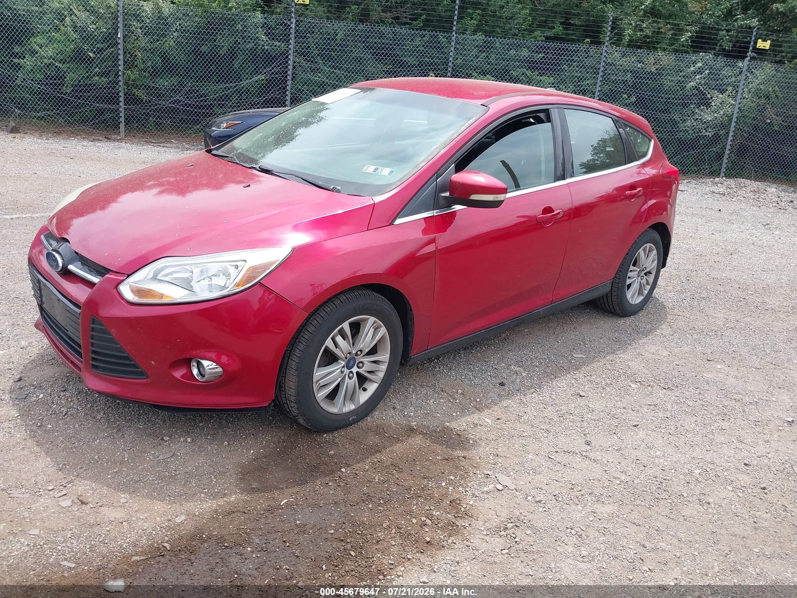 2012 Ford Focus Sel Red vin: 1FAHP3M27CL315480