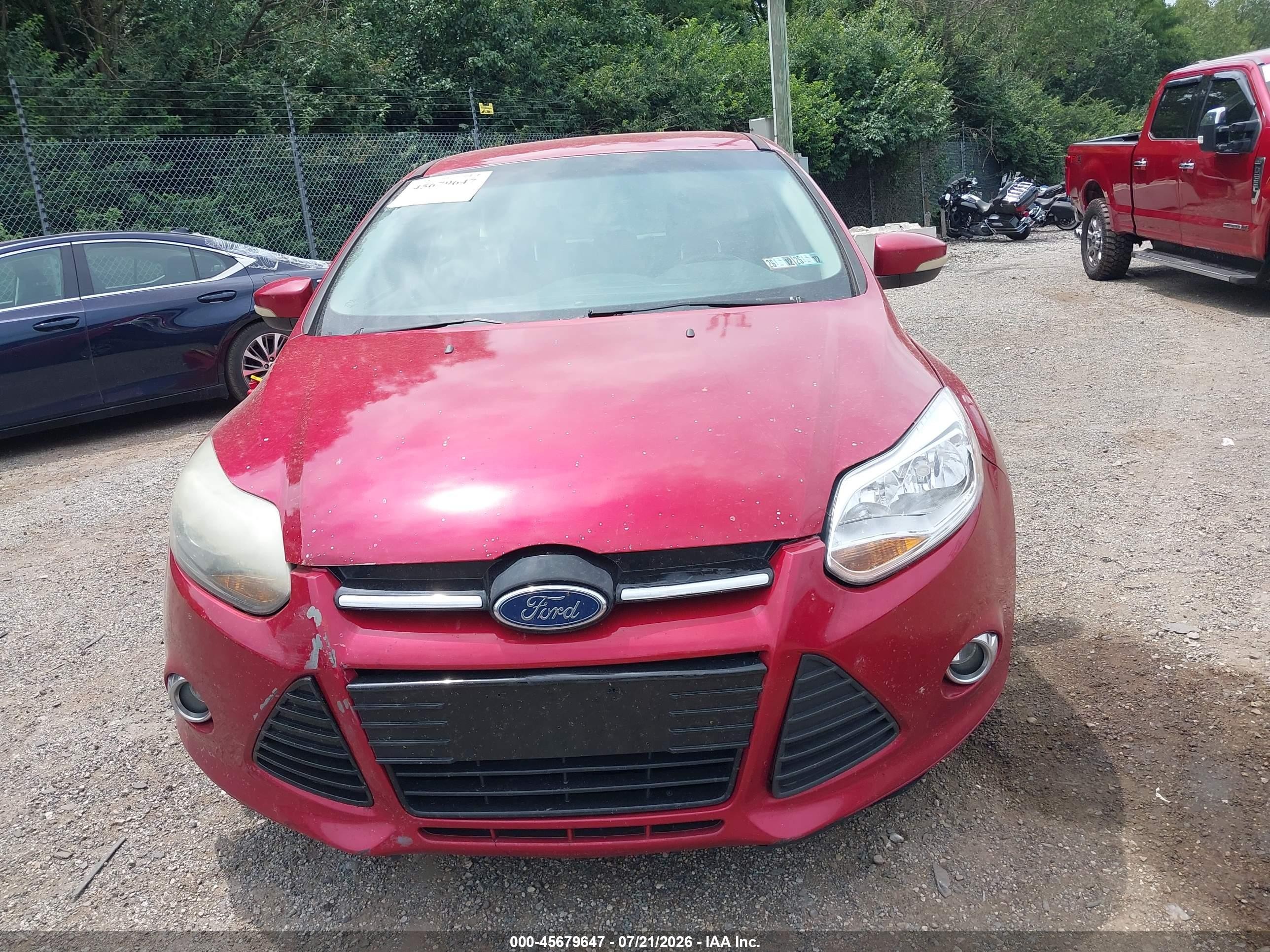 2012 Ford Focus Sel Red vin: 1FAHP3M27CL315480