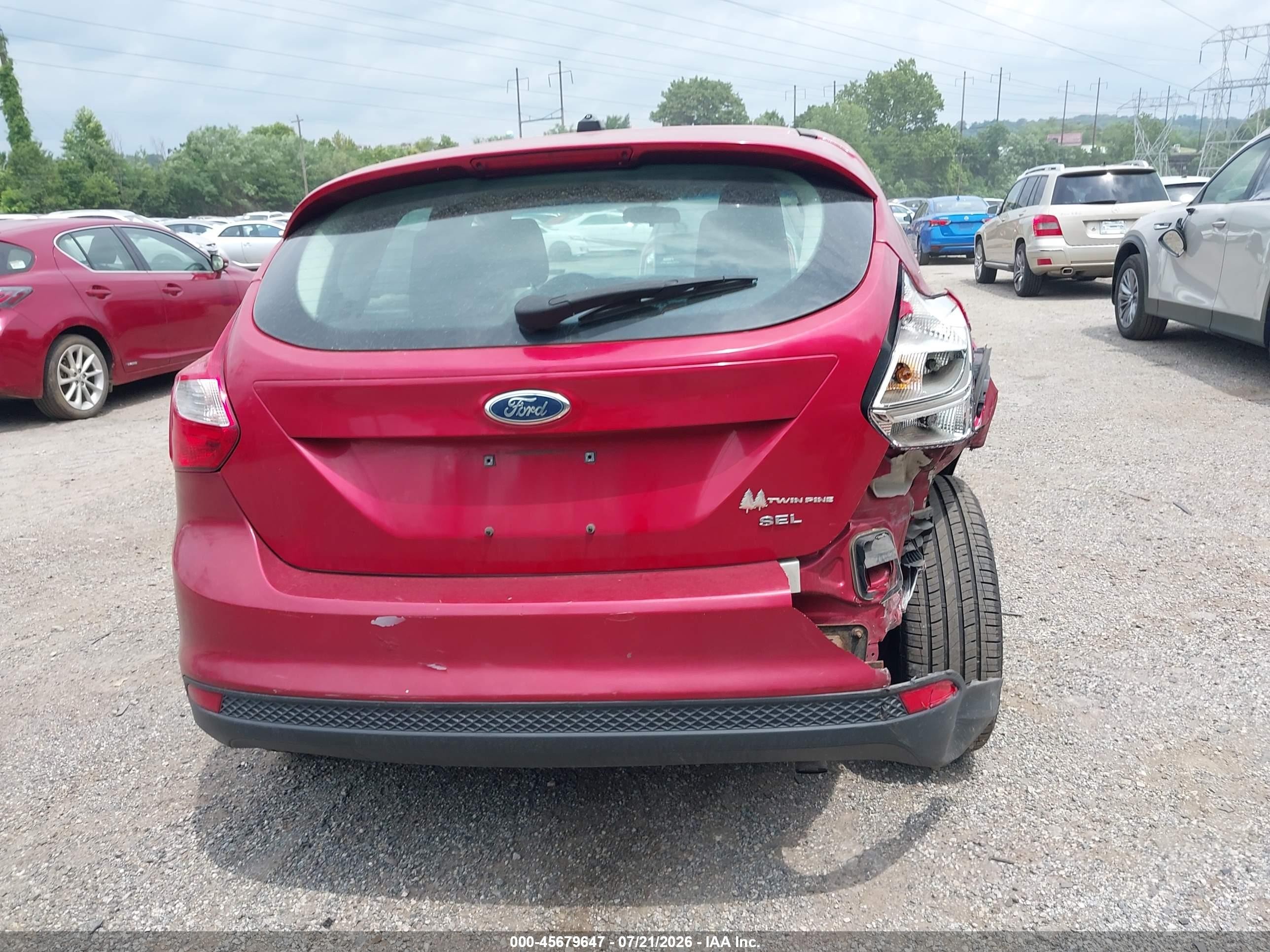 2012 Ford Focus Sel Red vin: 1FAHP3M27CL315480