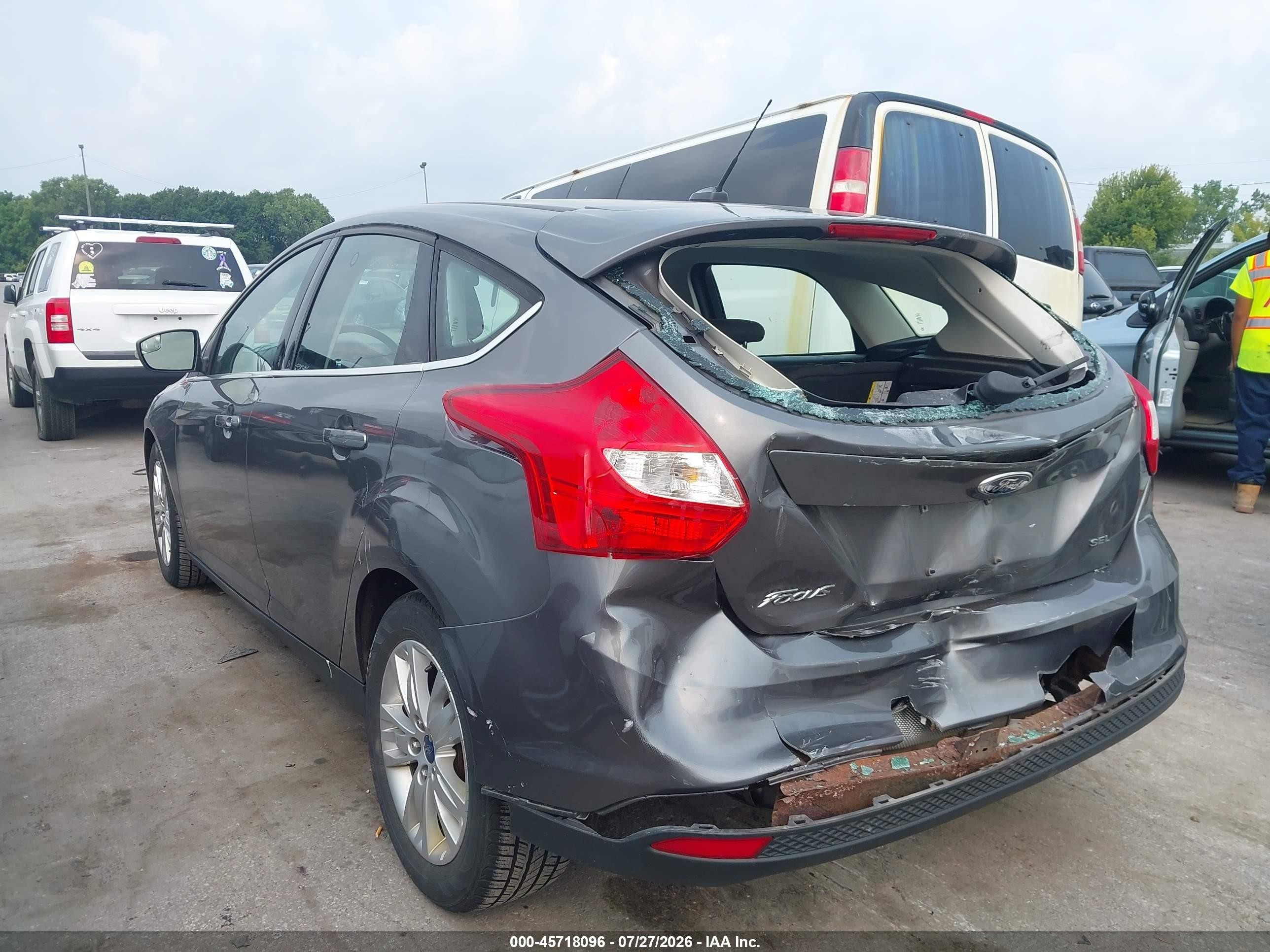2012 Ford Focus Sel Gray vin: 1FAHP3M27CL374741