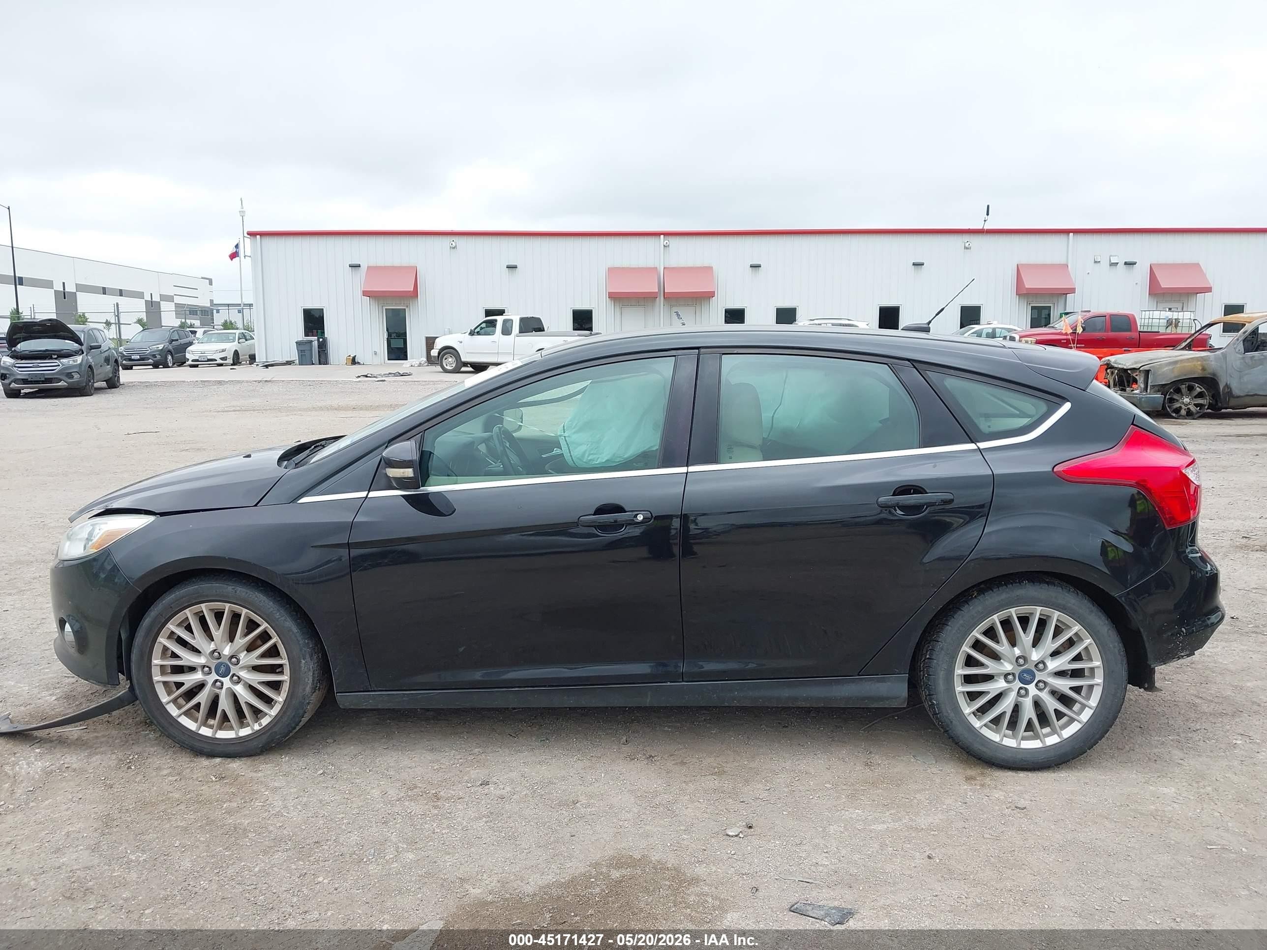 2012 Ford Focus Sel Черный vin: 1FAHP3M27CL449308