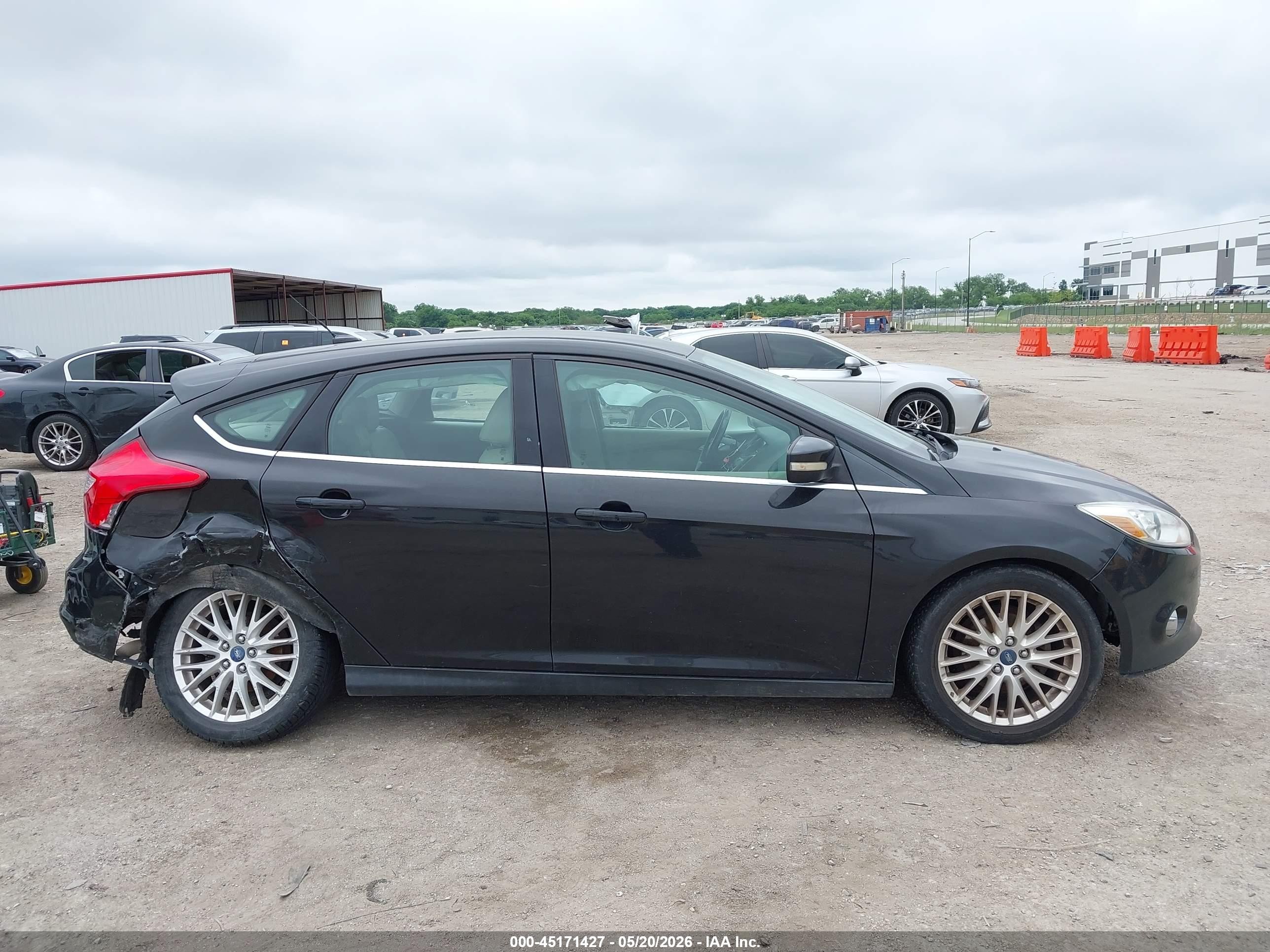 2012 Ford Focus Sel Черный vin: 1FAHP3M27CL449308