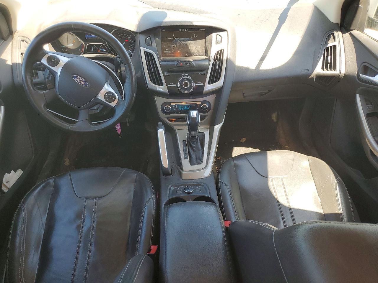 2012 Ford Focus Sel White vin: 1FAHP3M27CL465363