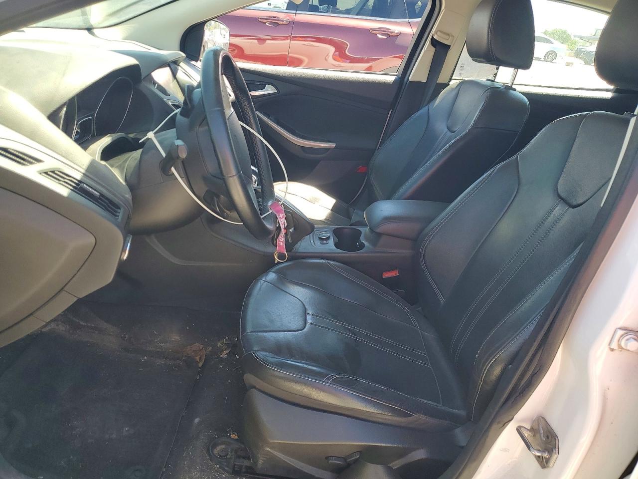 2012 Ford Focus Sel White vin: 1FAHP3M27CL465363
