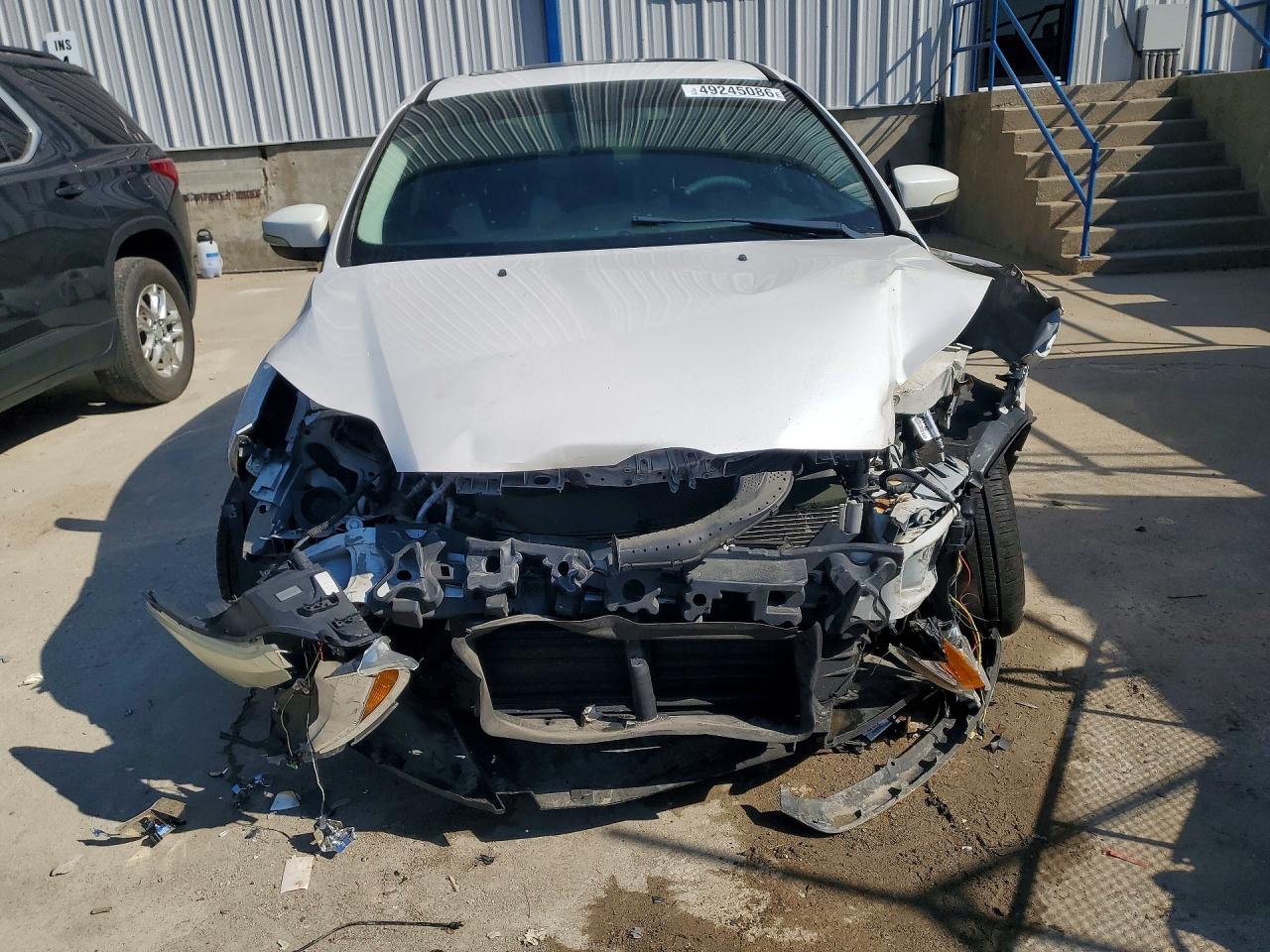 2012 Ford Focus Sel White vin: 1FAHP3M28CL214478