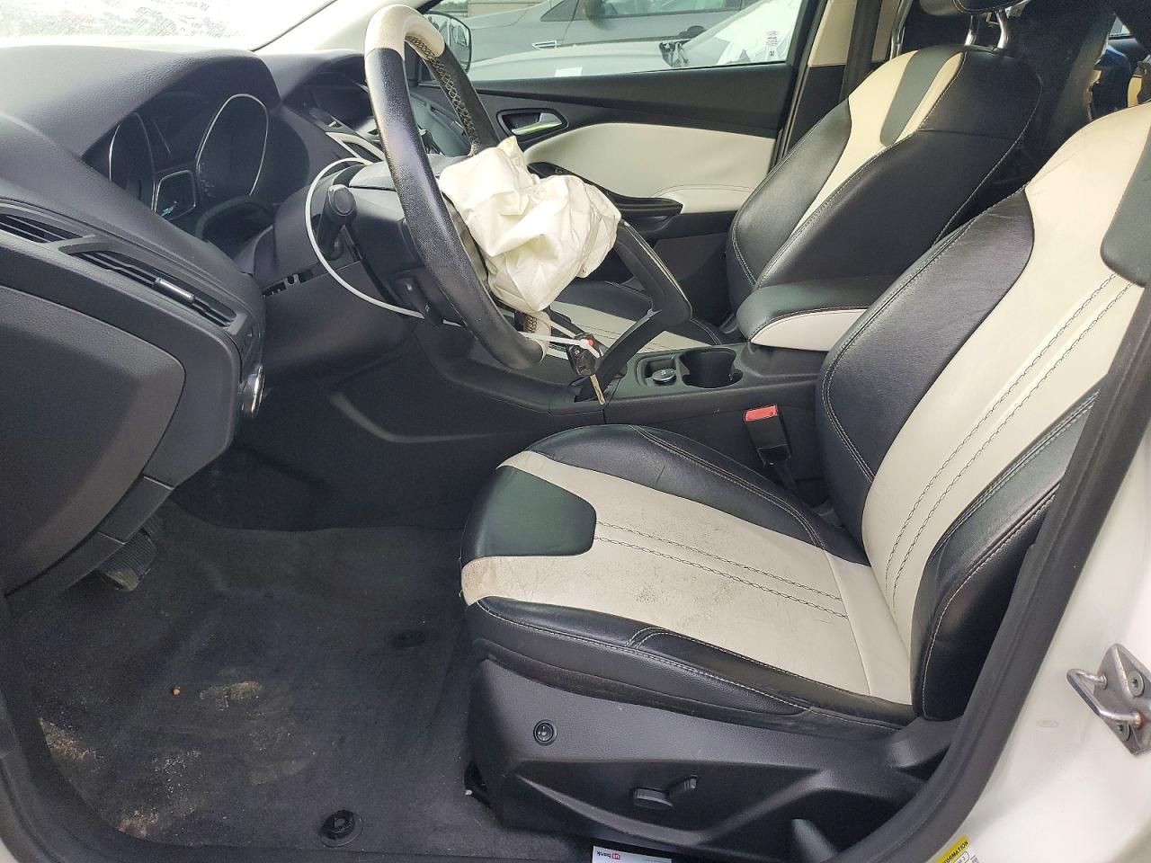 2012 Ford Focus Sel White vin: 1FAHP3M28CL214478