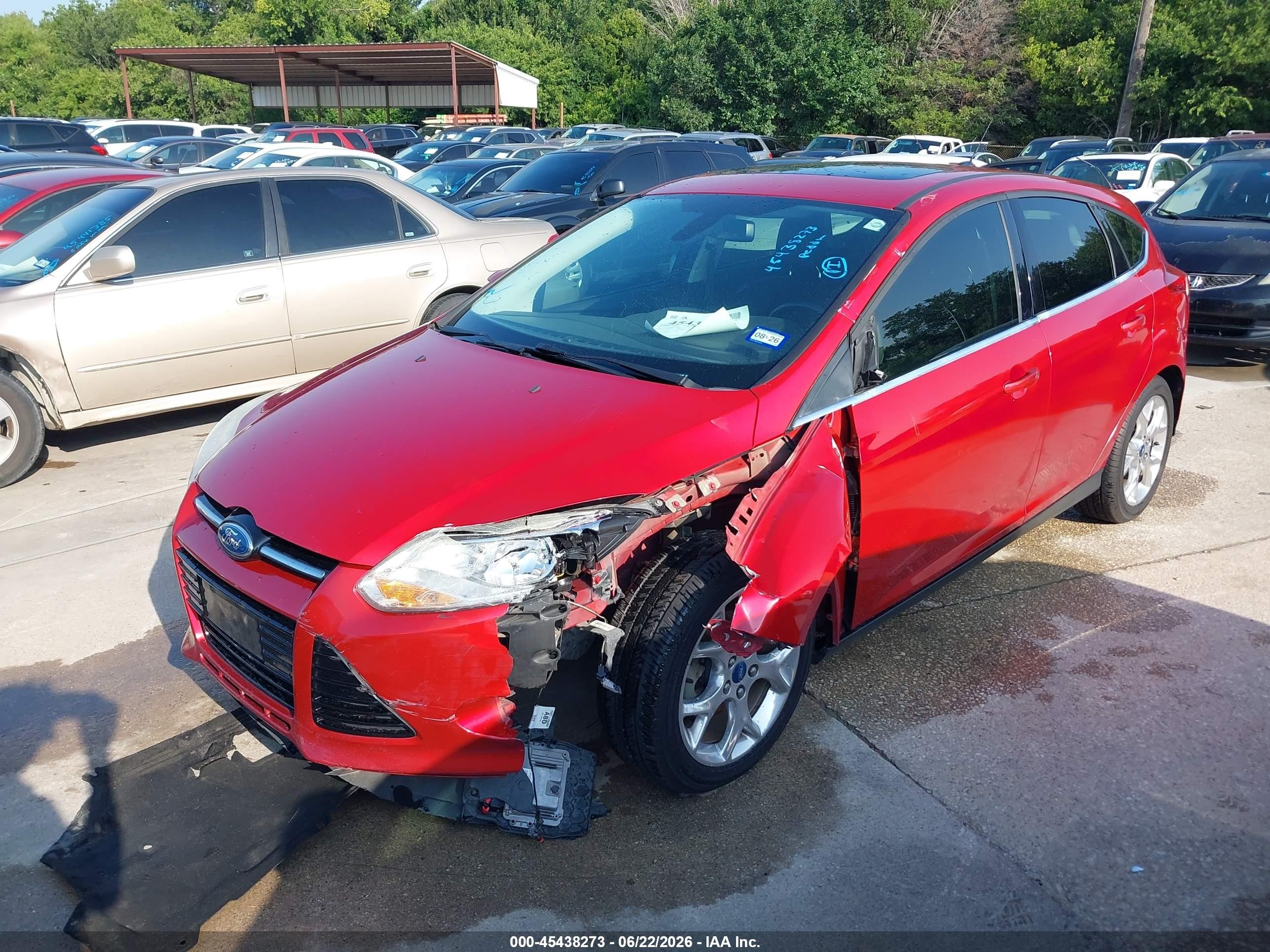2012 Ford Focus Sel Red vin: 1FAHP3M28CL329646