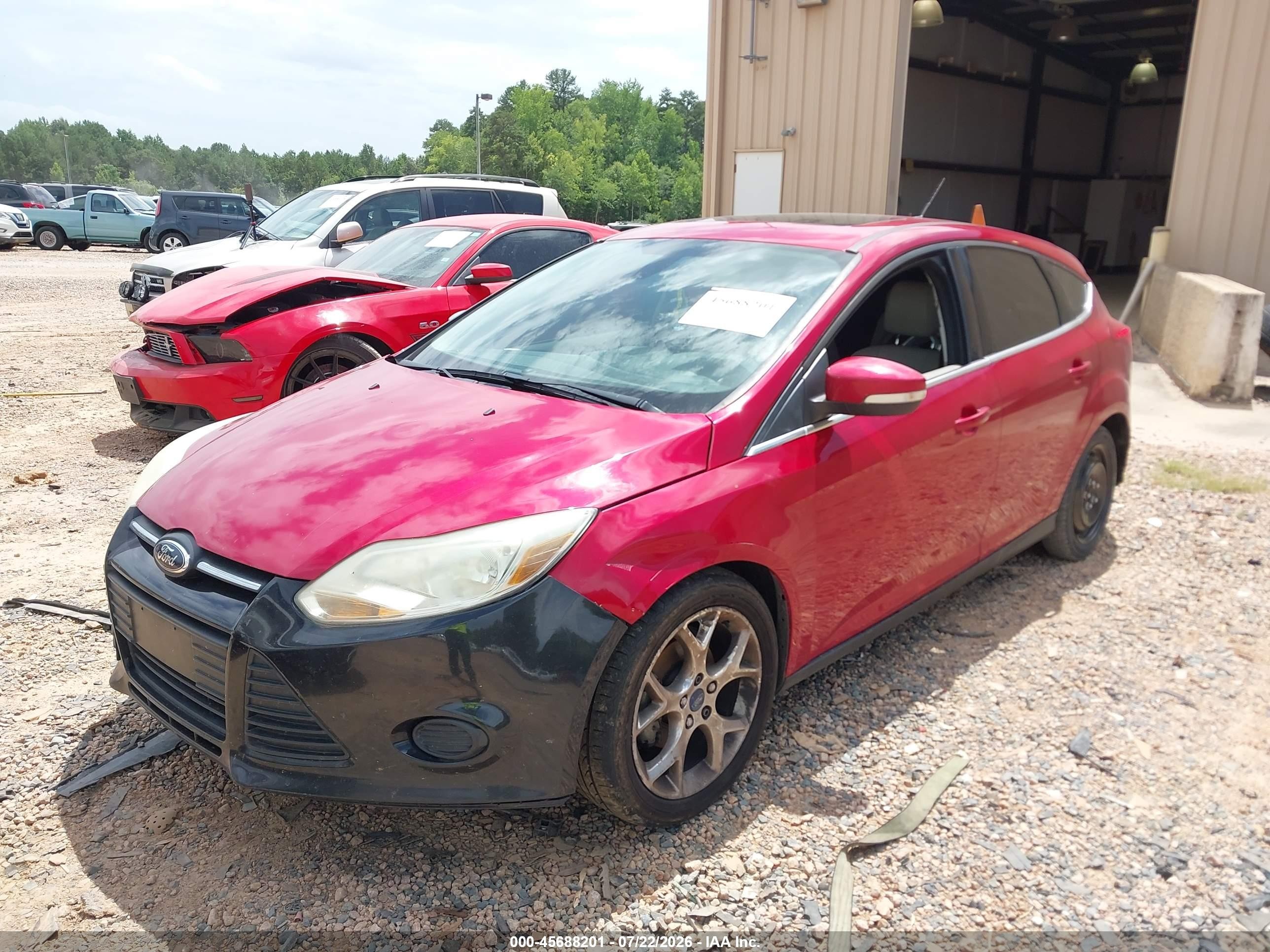 2012 Ford Focus Sel Red vin: 1FAHP3M28CL360217