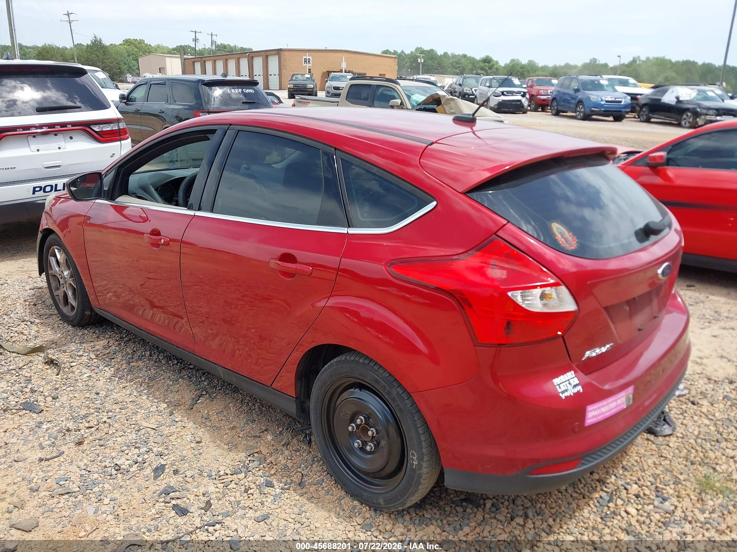 2012 Ford Focus Sel Red vin: 1FAHP3M28CL360217
