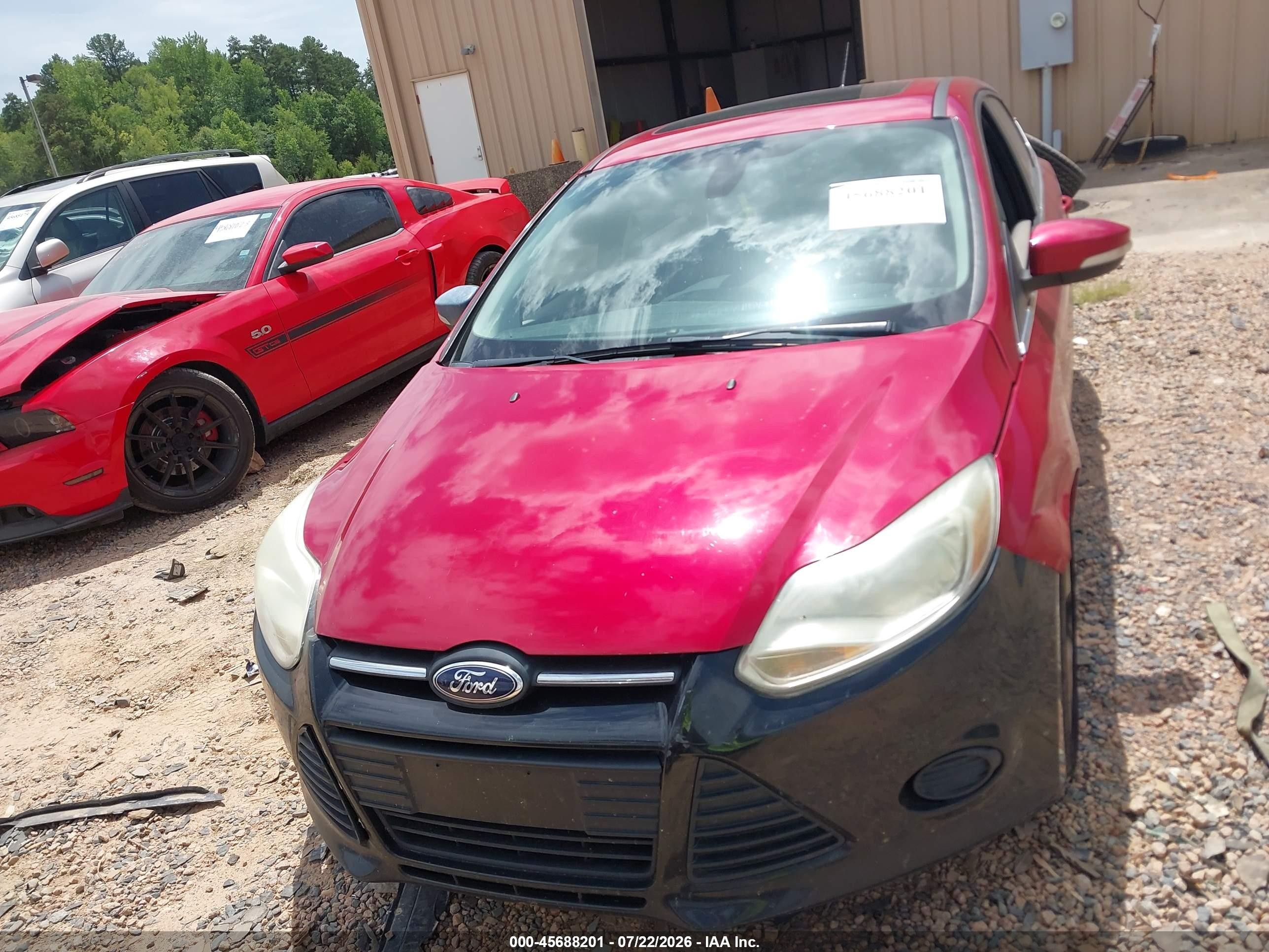 2012 Ford Focus Sel Red vin: 1FAHP3M28CL360217