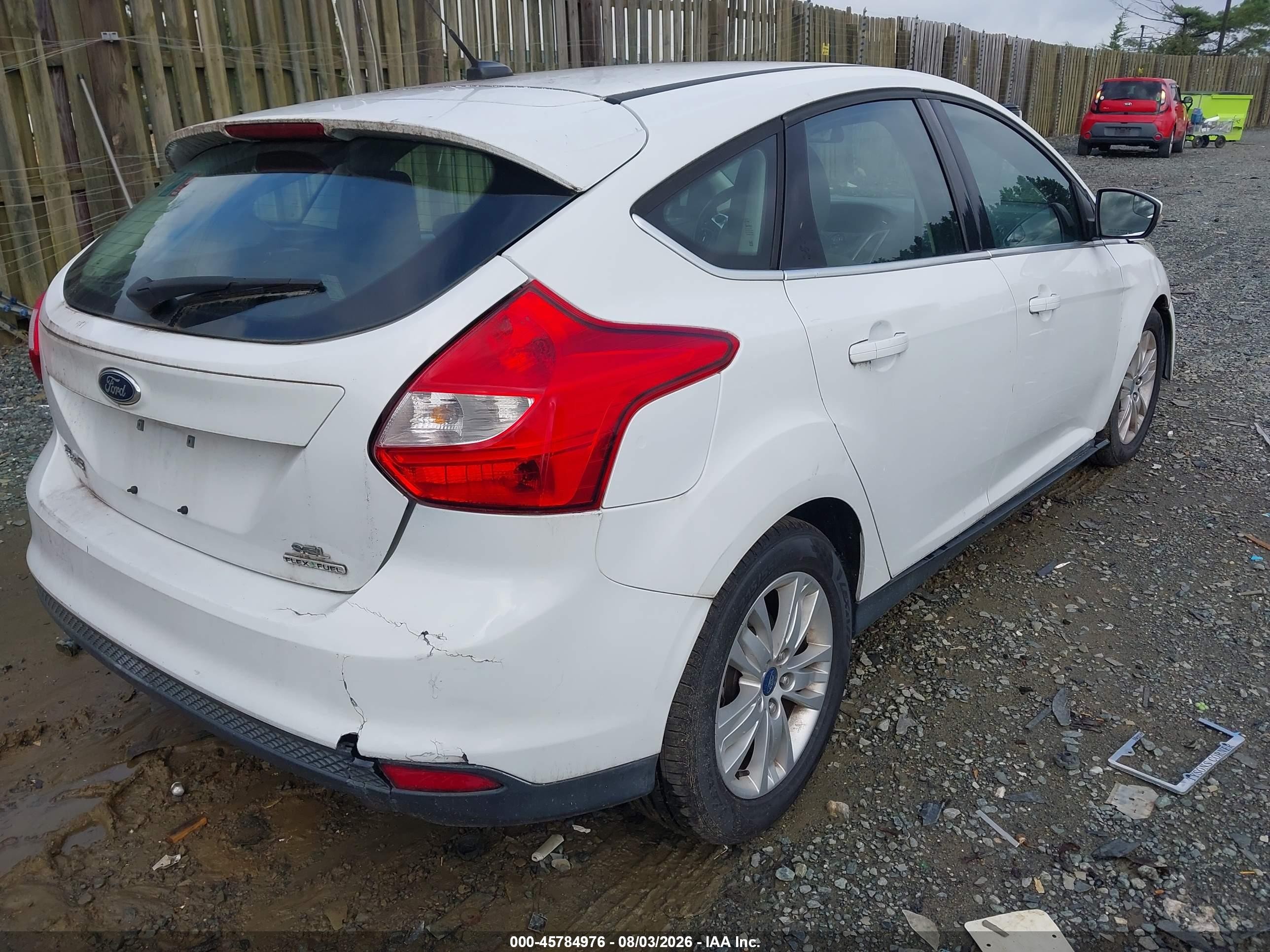 2012 Ford Focus Sel White vin: 1FAHP3M28CL393606