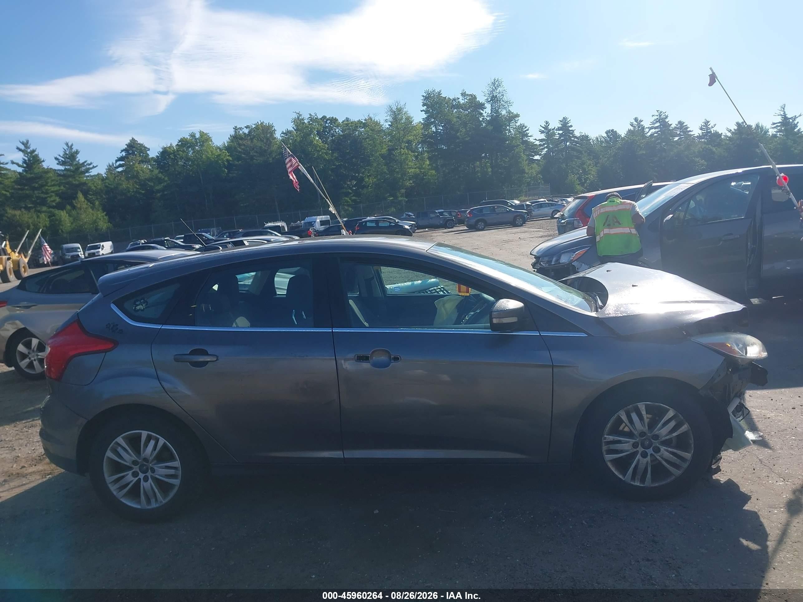 2012 Ford Focus Sel Gray vin: 1FAHP3M29CL358749