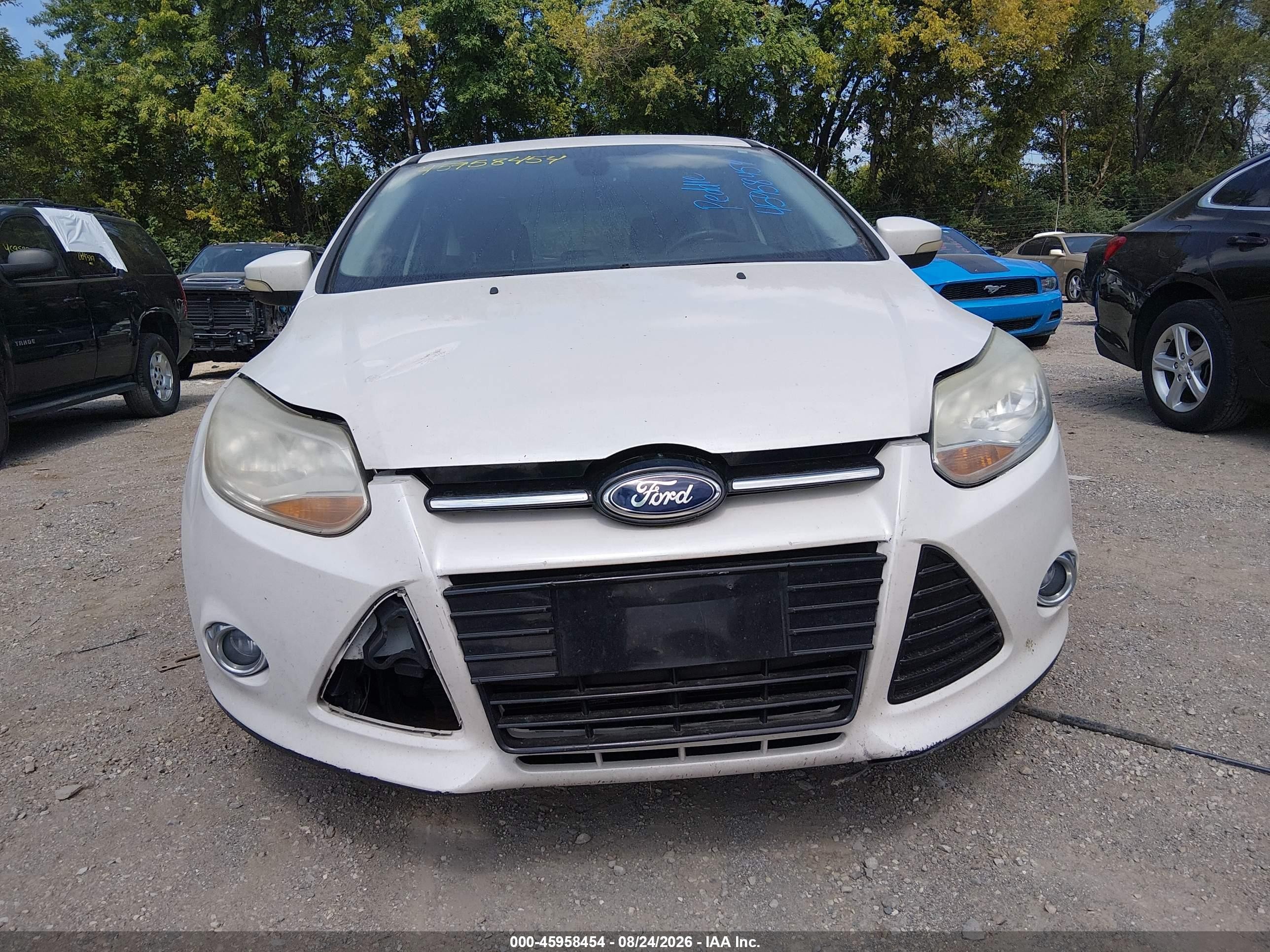 2012 Ford Focus Sel White vin: 1FAHP3M29CL409053