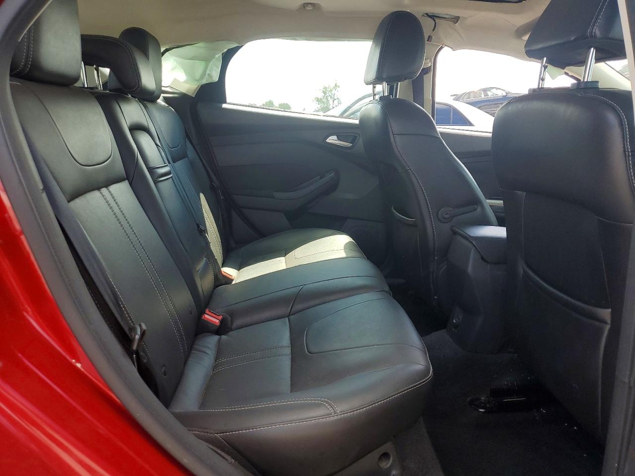2012 Ford Focus Sel Красный vin: 1FAHP3M29CL426337