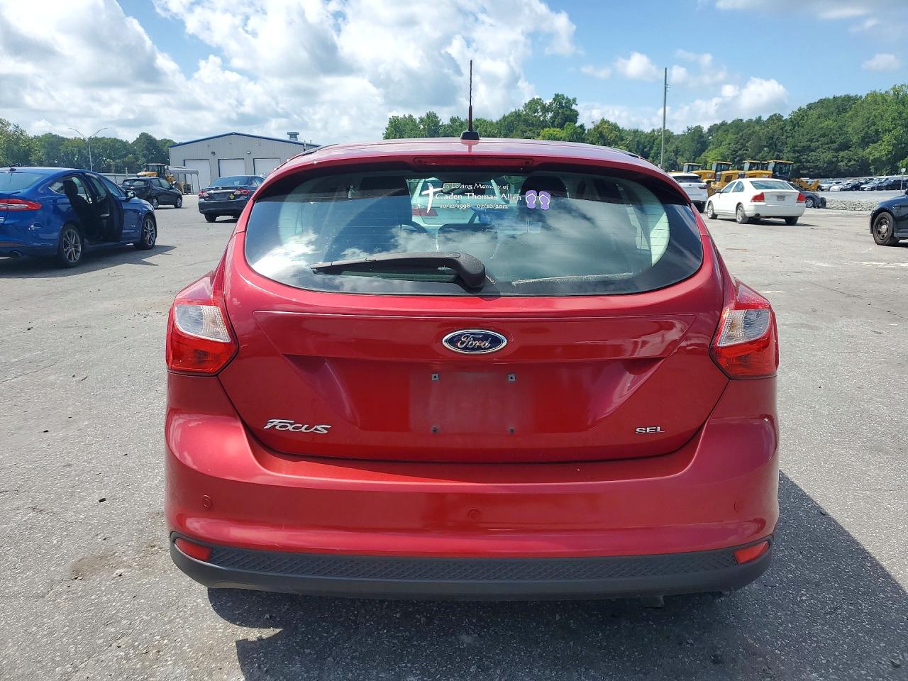 2012 Ford Focus Sel Красный vin: 1FAHP3M29CL426337