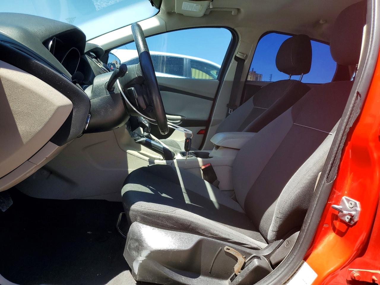 2012 Ford Focus Sel Red vin: 1FAHP3M2XCL367959