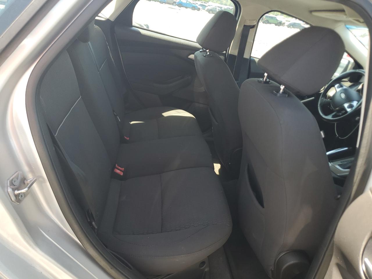 2012 Ford Focus Sel Silver vin: 1FAHP3M2XCL405092