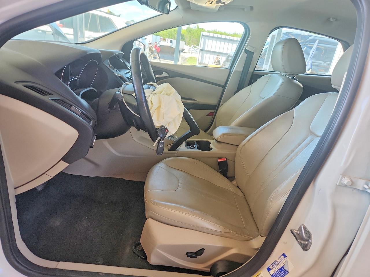 2012 Ford Focus Sel White vin: 1FAHP3M2XCL478995