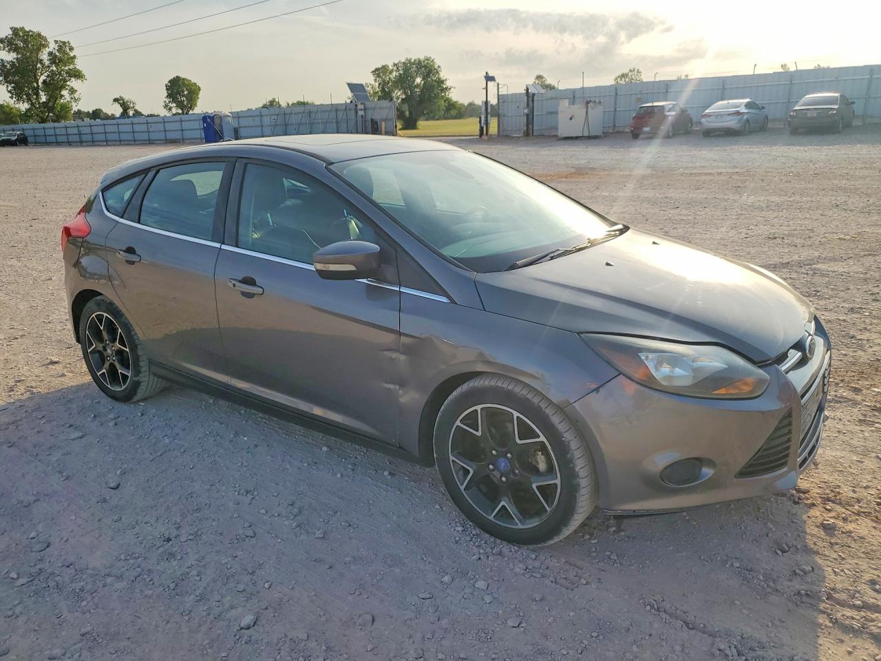 2012 Ford Focus Titanium Gray vin: 1FAHP3N20CL236036
