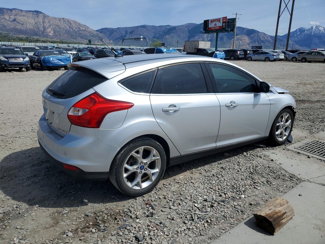 2012 Ford Focus Titanium Silver vin: 1FAHP3N20CL236084